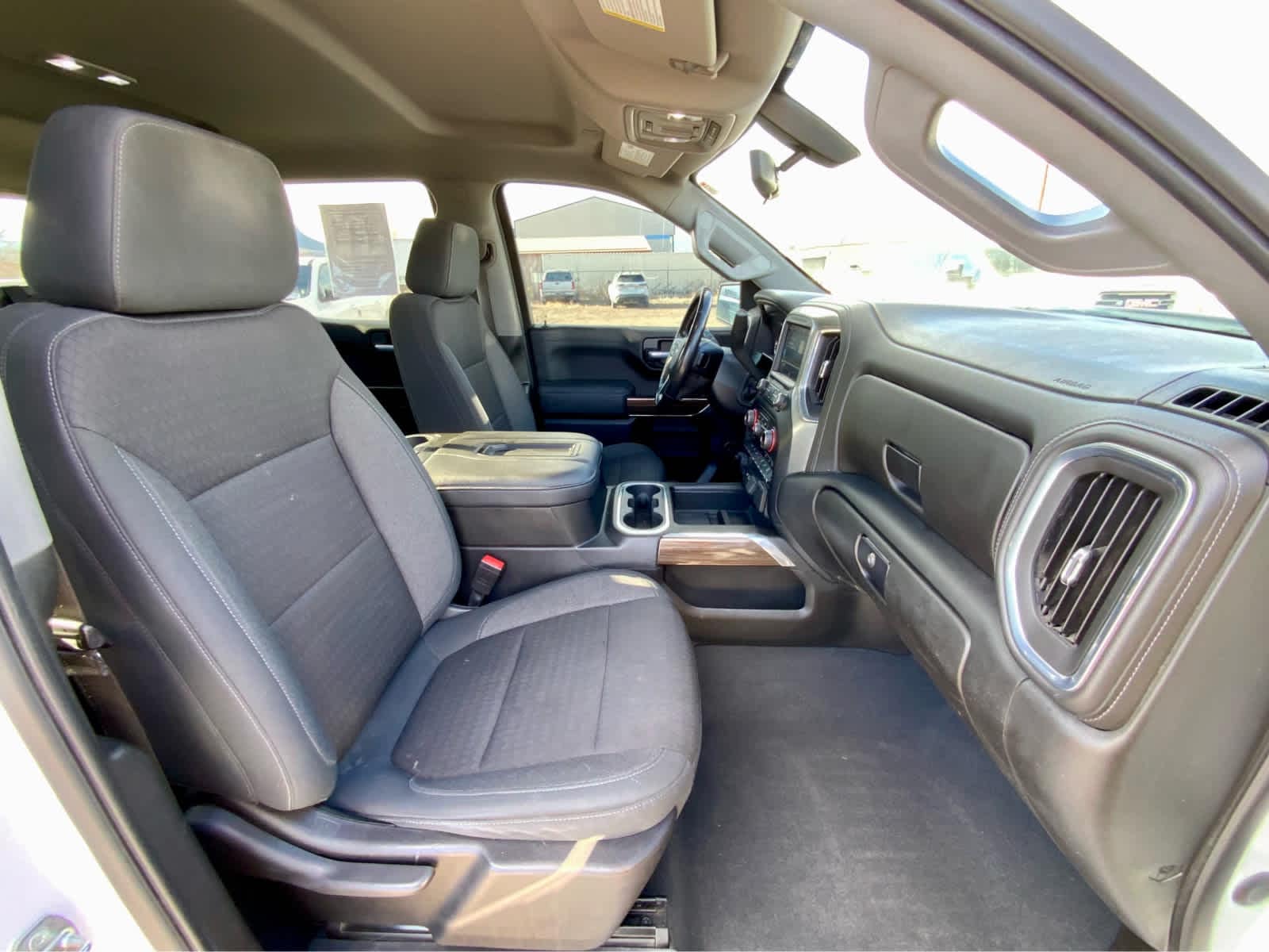 Thumbnail: 2021 Chevrolet Silverado 1500 - 25