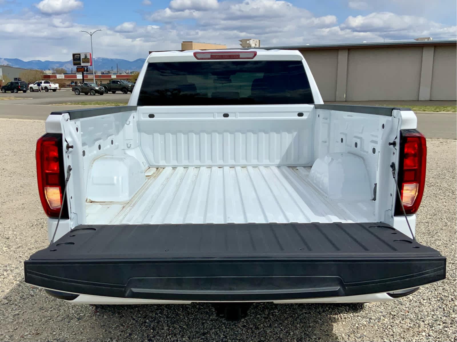 Thumbnail: 2025 GMC Sierra 1500 - 16