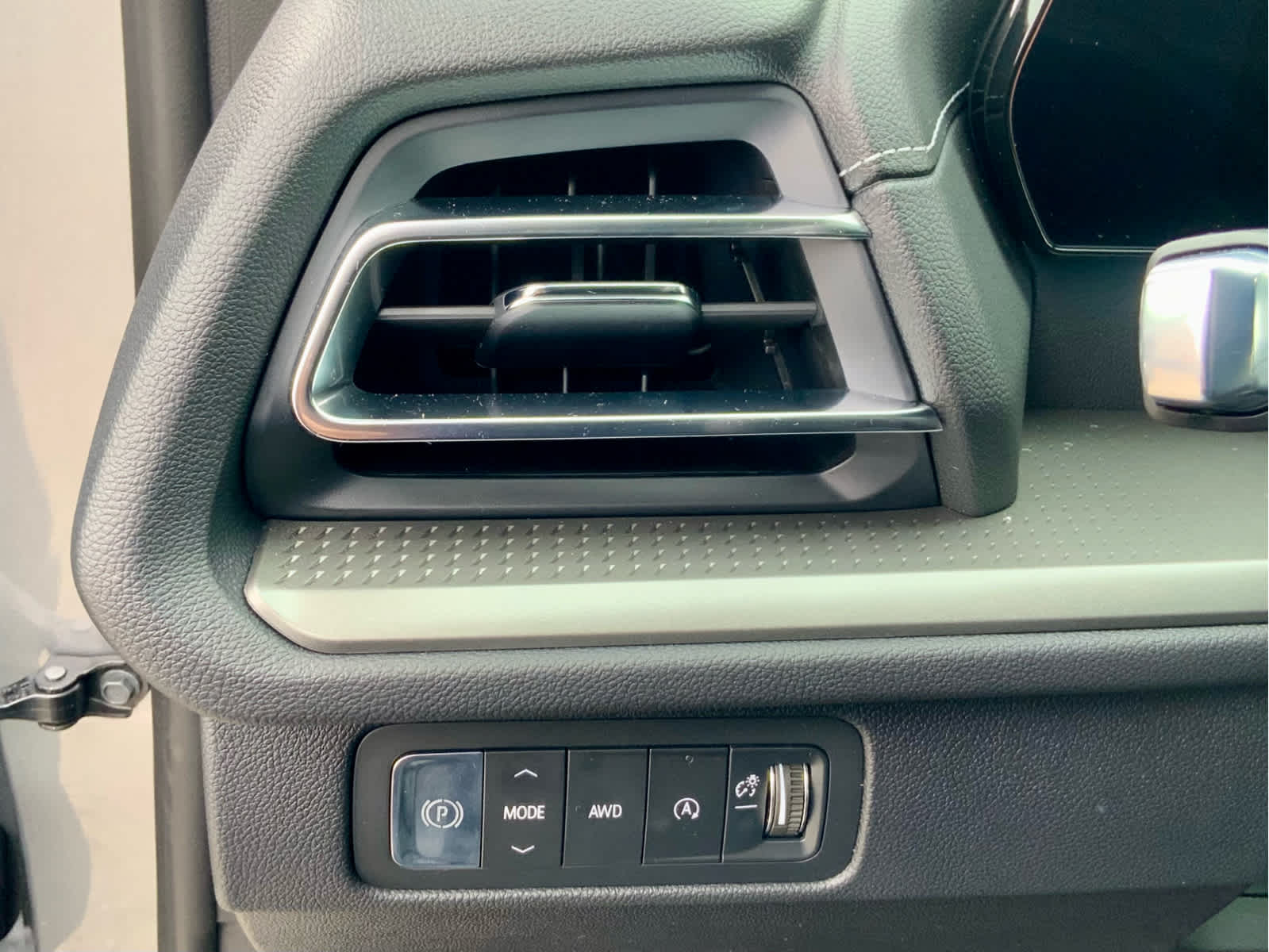 Thumbnail: 2026 Chevrolet Traverse - 49