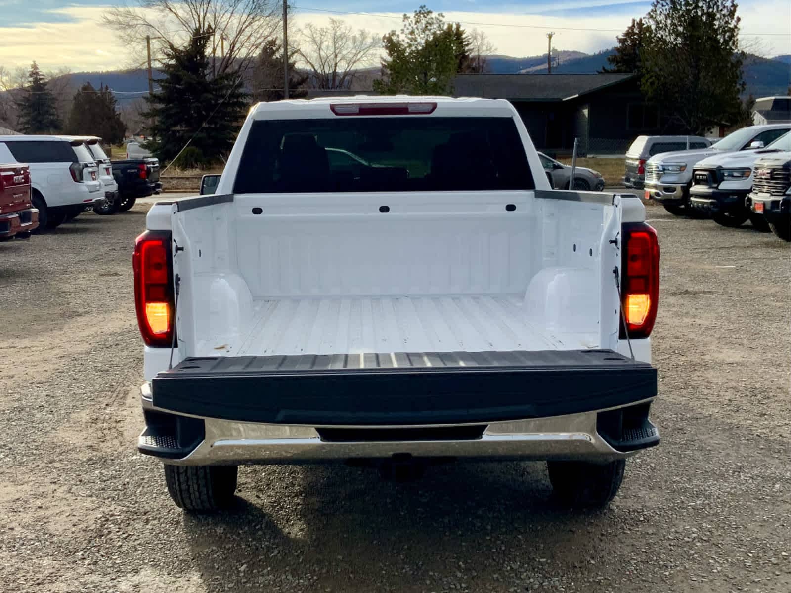 Thumbnail: 2026 GMC Sierra 1500 - 17