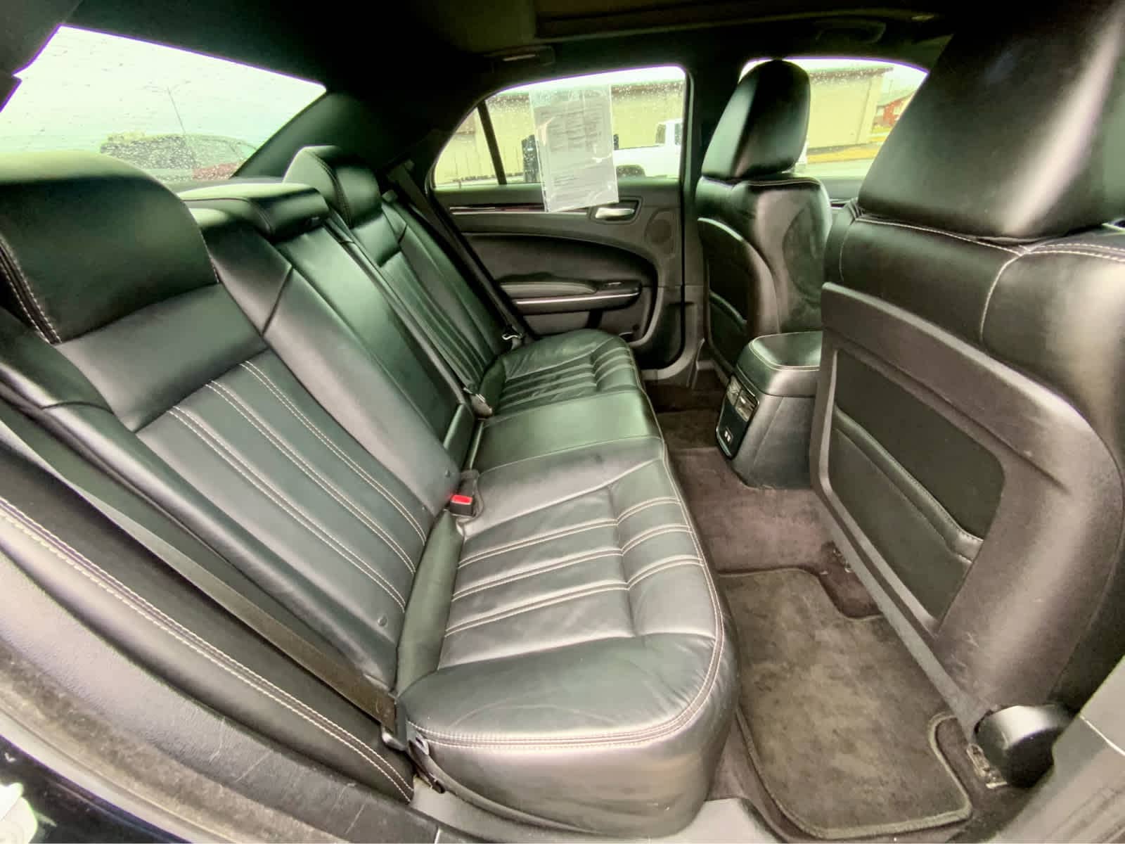 Thumbnail: 2017 Chrysler 300 - 25