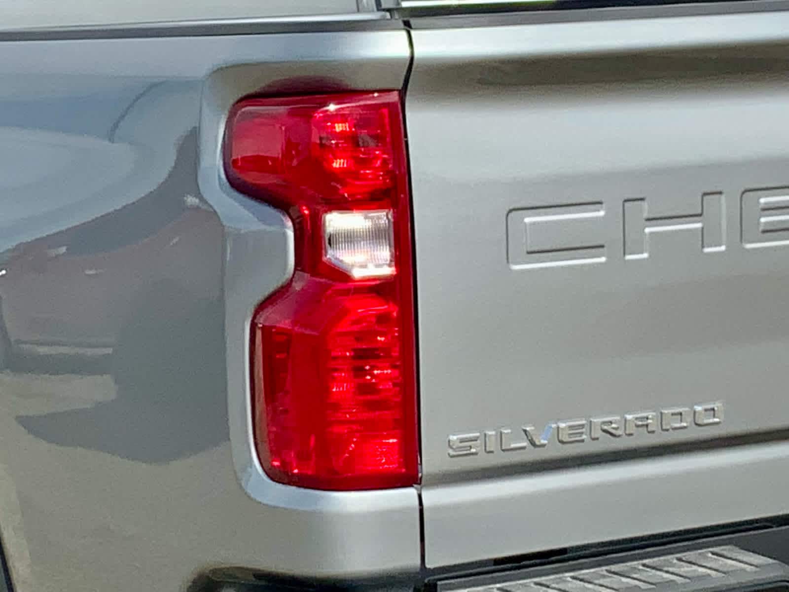 Thumbnail: 2026 Chevrolet Silverado 2500 - 15
