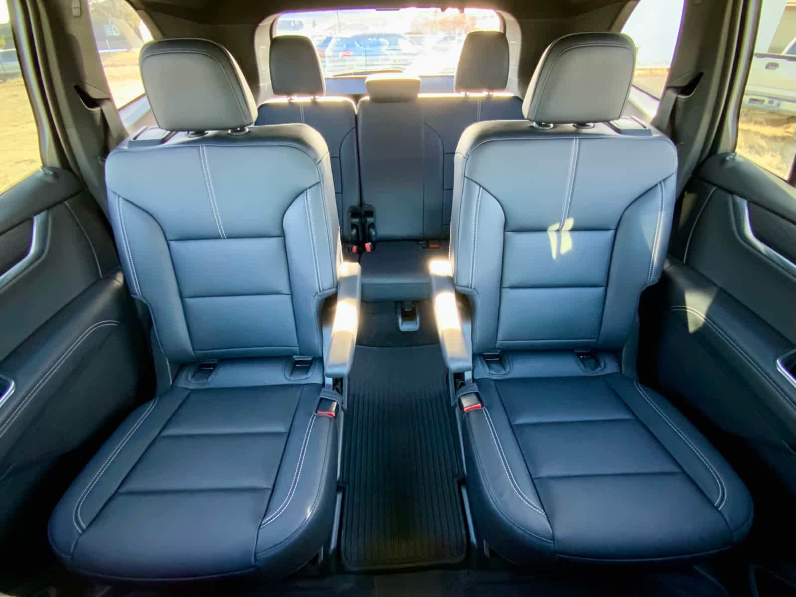 Thumbnail: 2026 GMC Acadia - 34