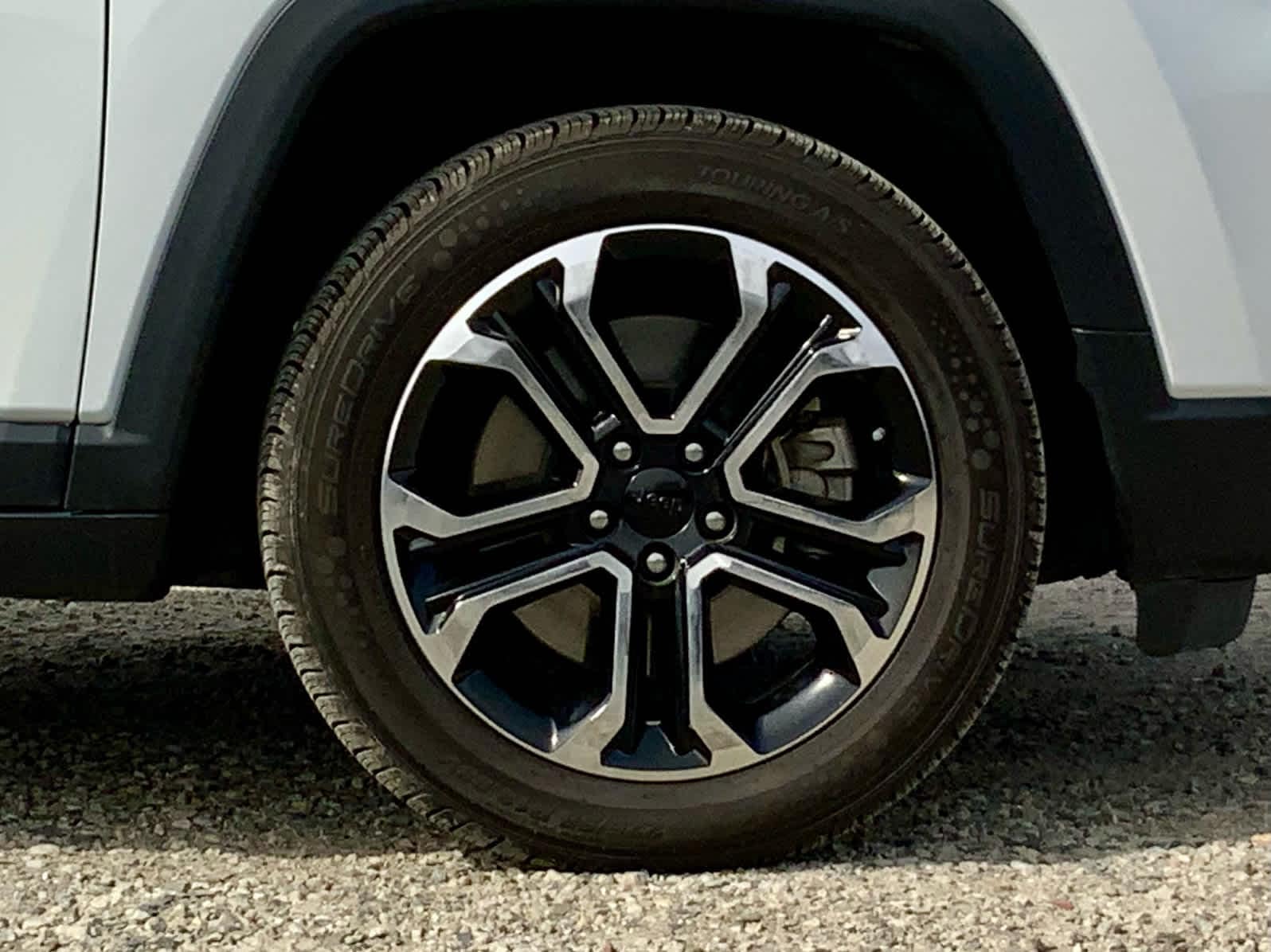 Thumbnail: 2023 Jeep Compass - 18