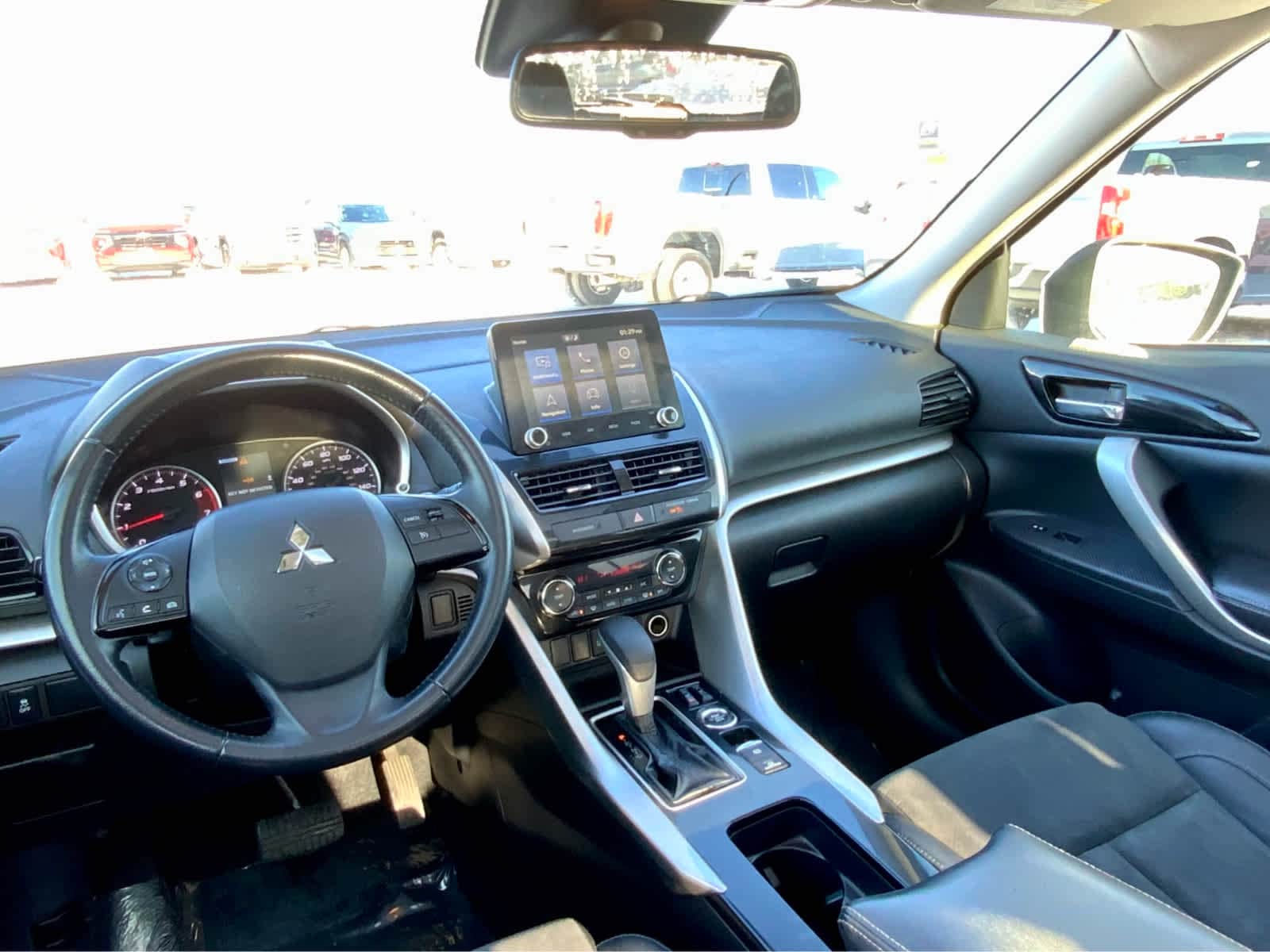 Thumbnail: 2022 Mitsubishi Eclipse Cross - 31