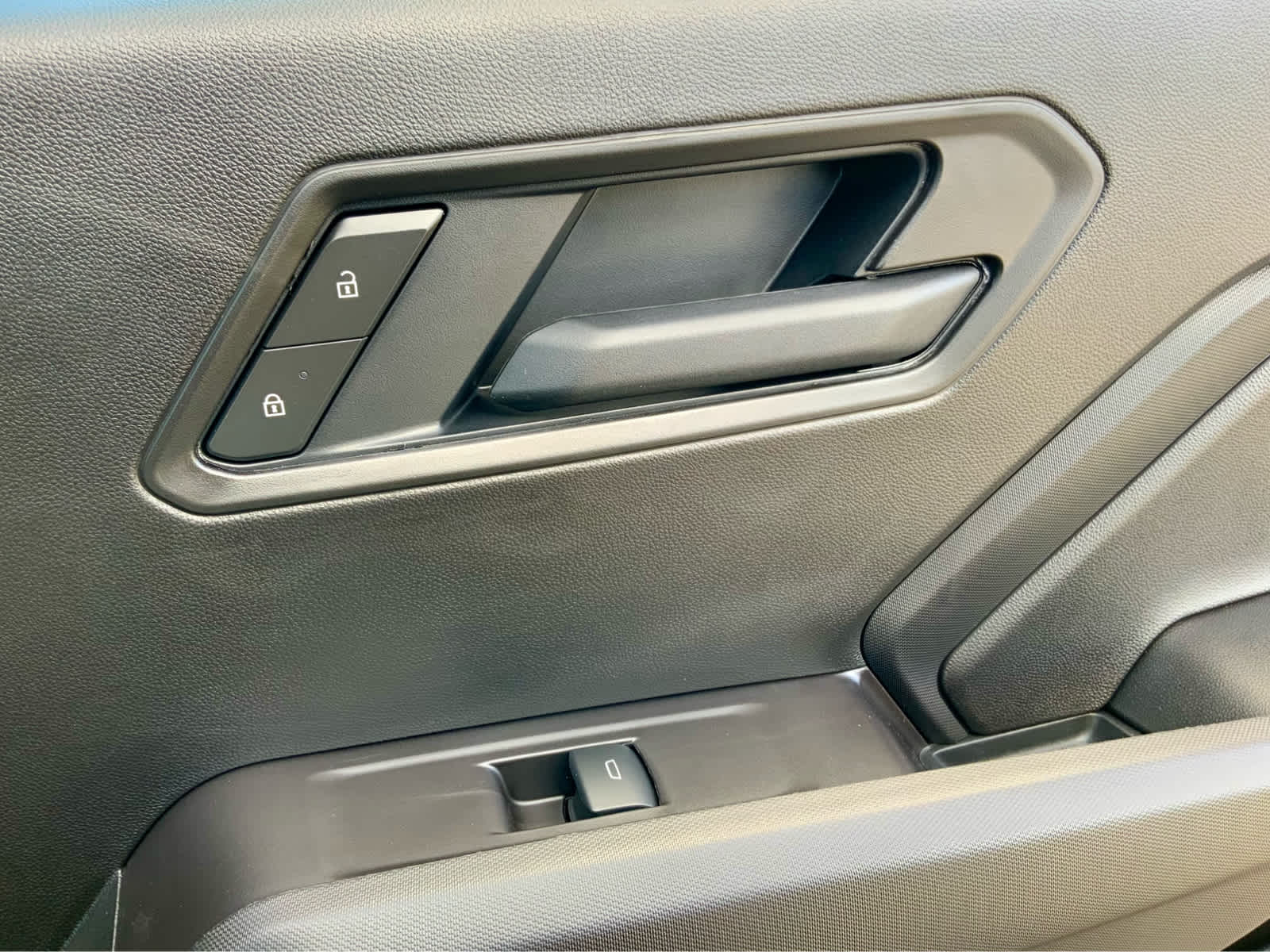 Thumbnail: 2026 Chevrolet Colorado - 51