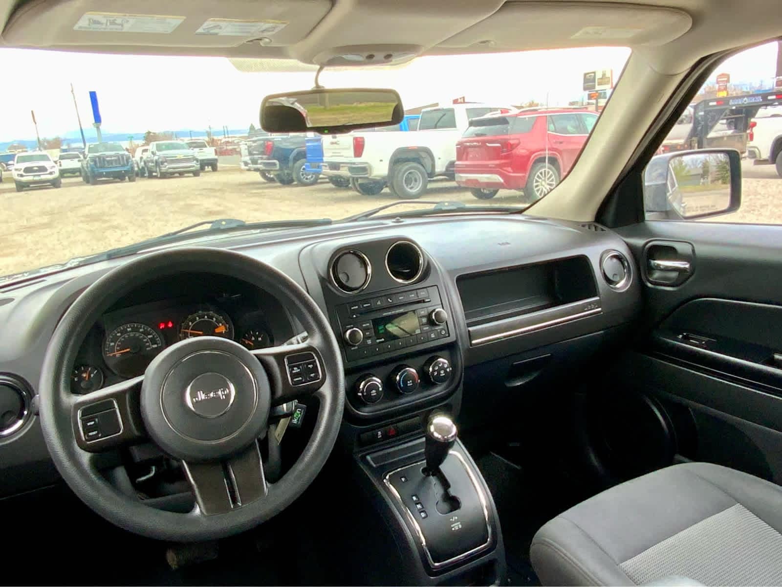 Thumbnail: 2016 Jeep Patriot - 34