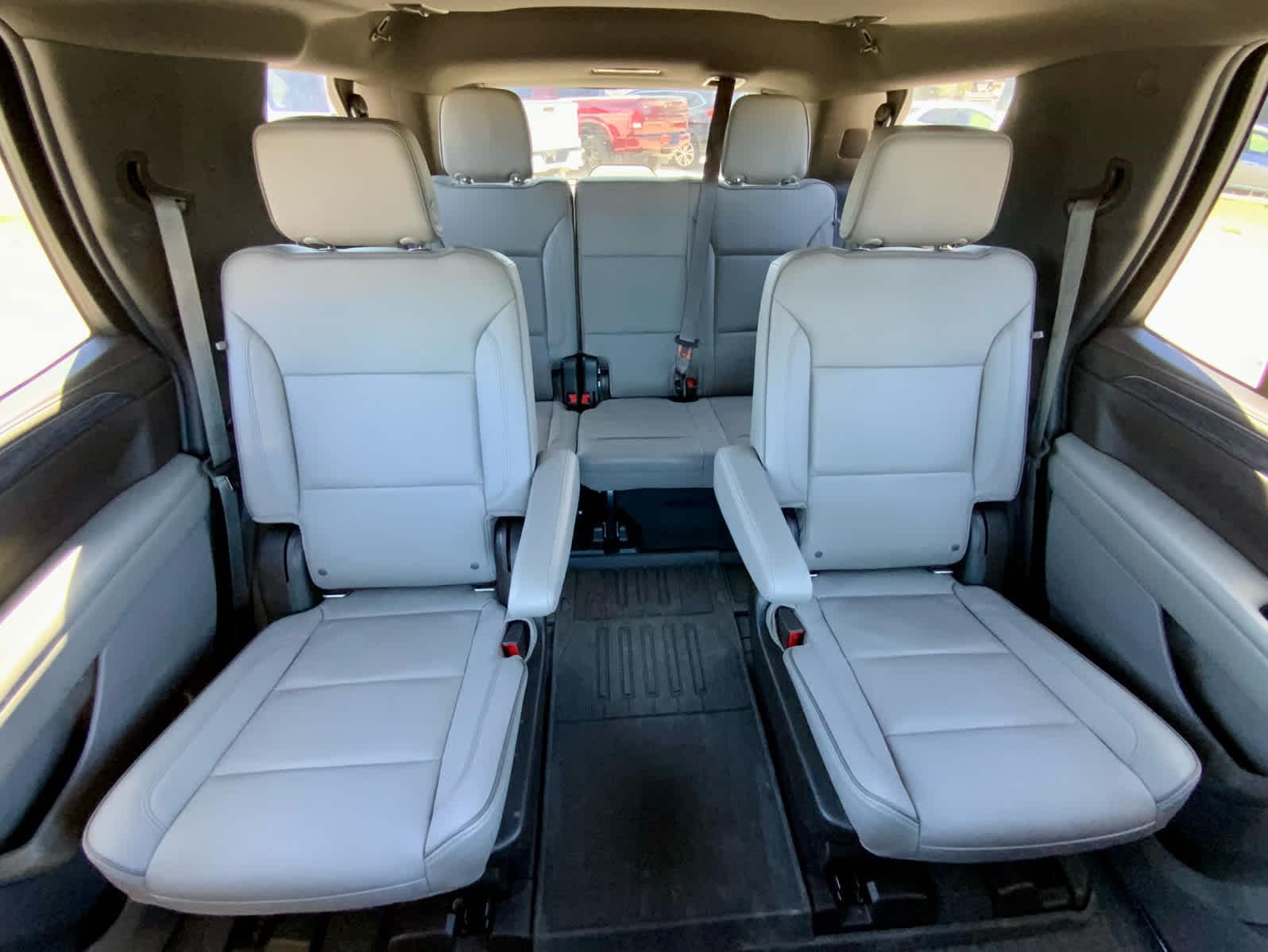 Thumbnail: 2021 GMC Yukon - 26