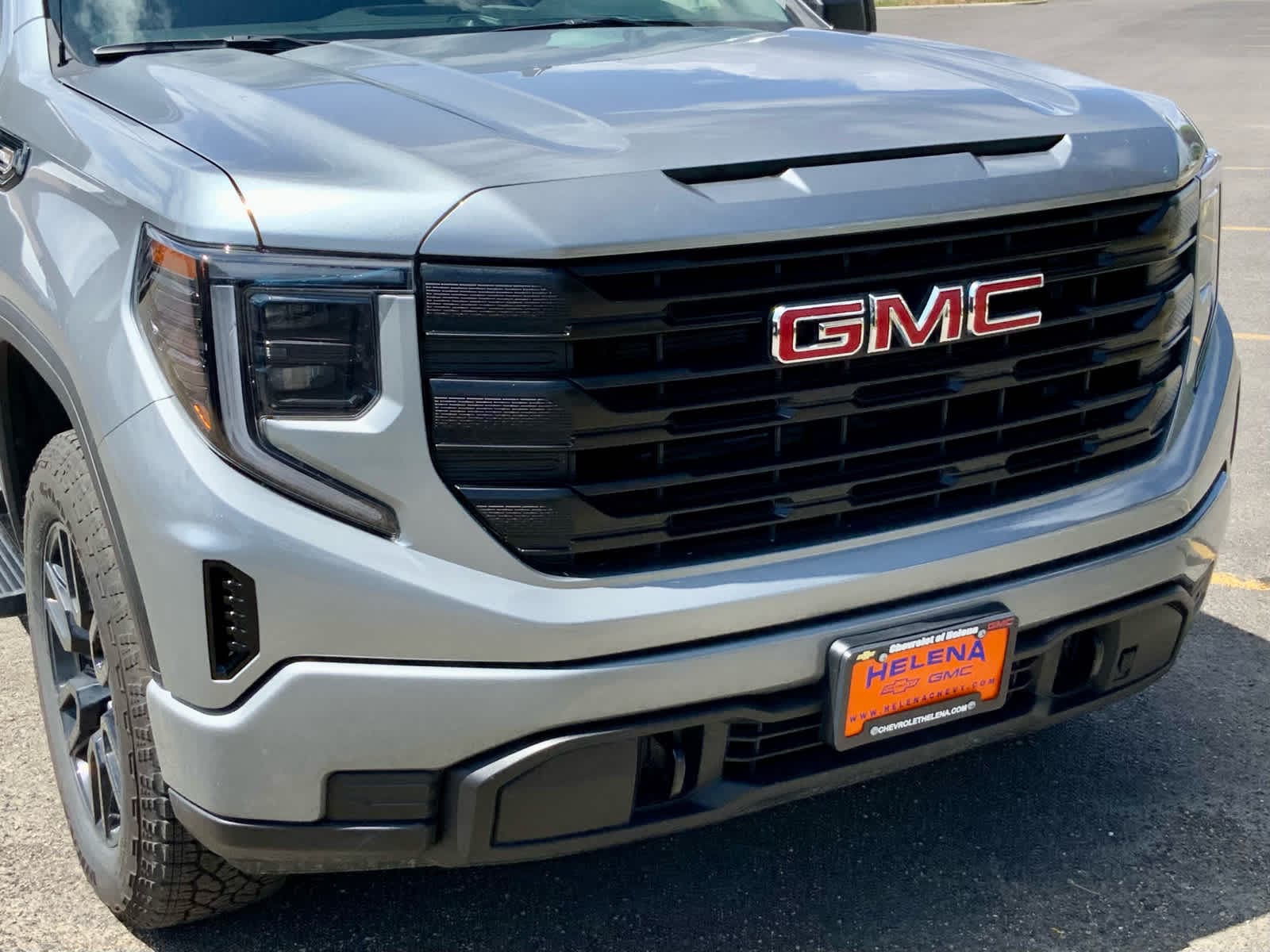 Thumbnail: 2025 GMC Sierra 1500 - 12