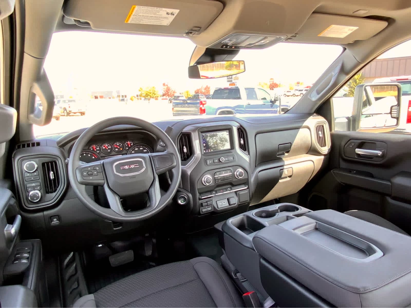 Thumbnail: 2025 GMC Sierra 3500 - 40