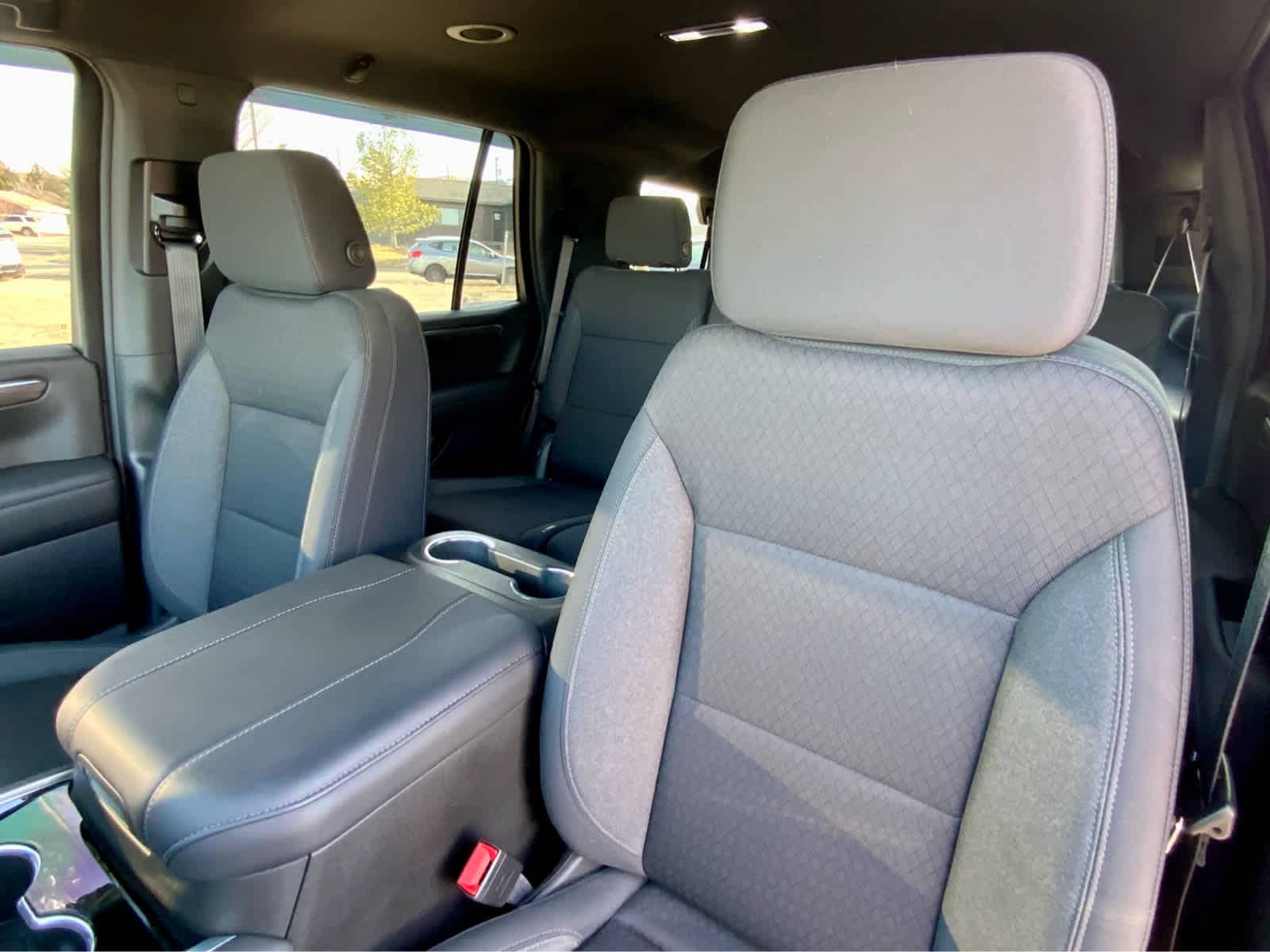 Thumbnail: 2025 Chevrolet Tahoe - 25