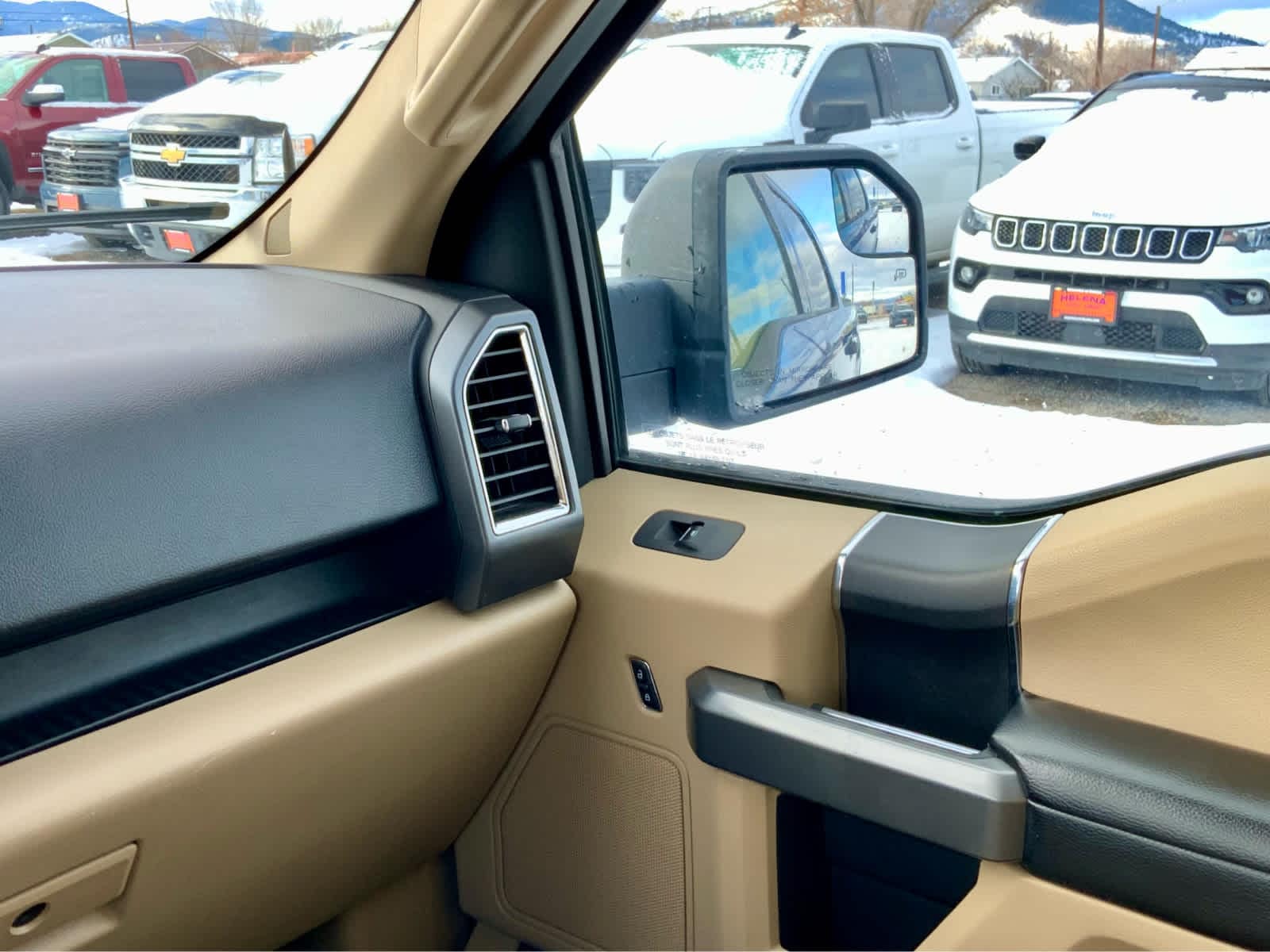 Thumbnail: 2015 Ford F-150 - 31