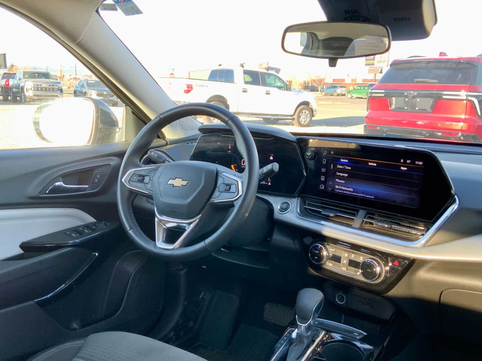 Thumbnail: 2025 Chevrolet Trax - 30