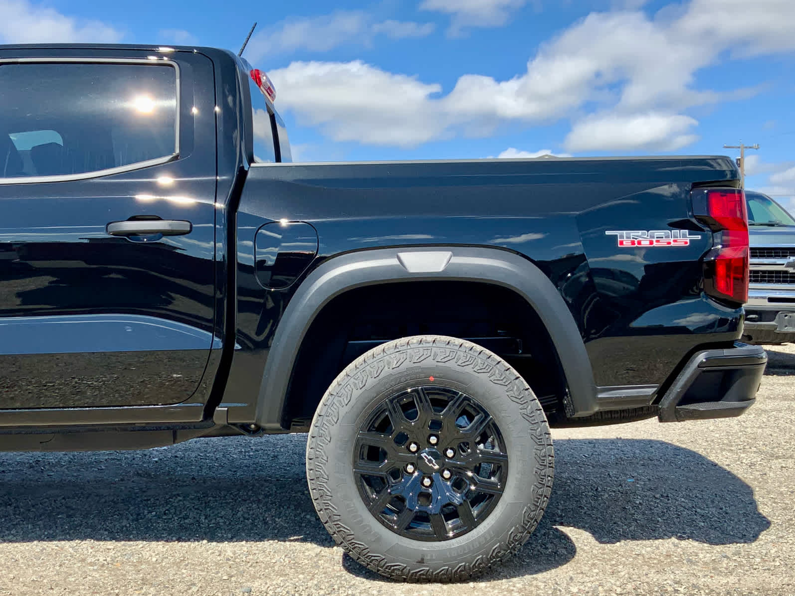 Thumbnail: 2026 Chevrolet Colorado - 12