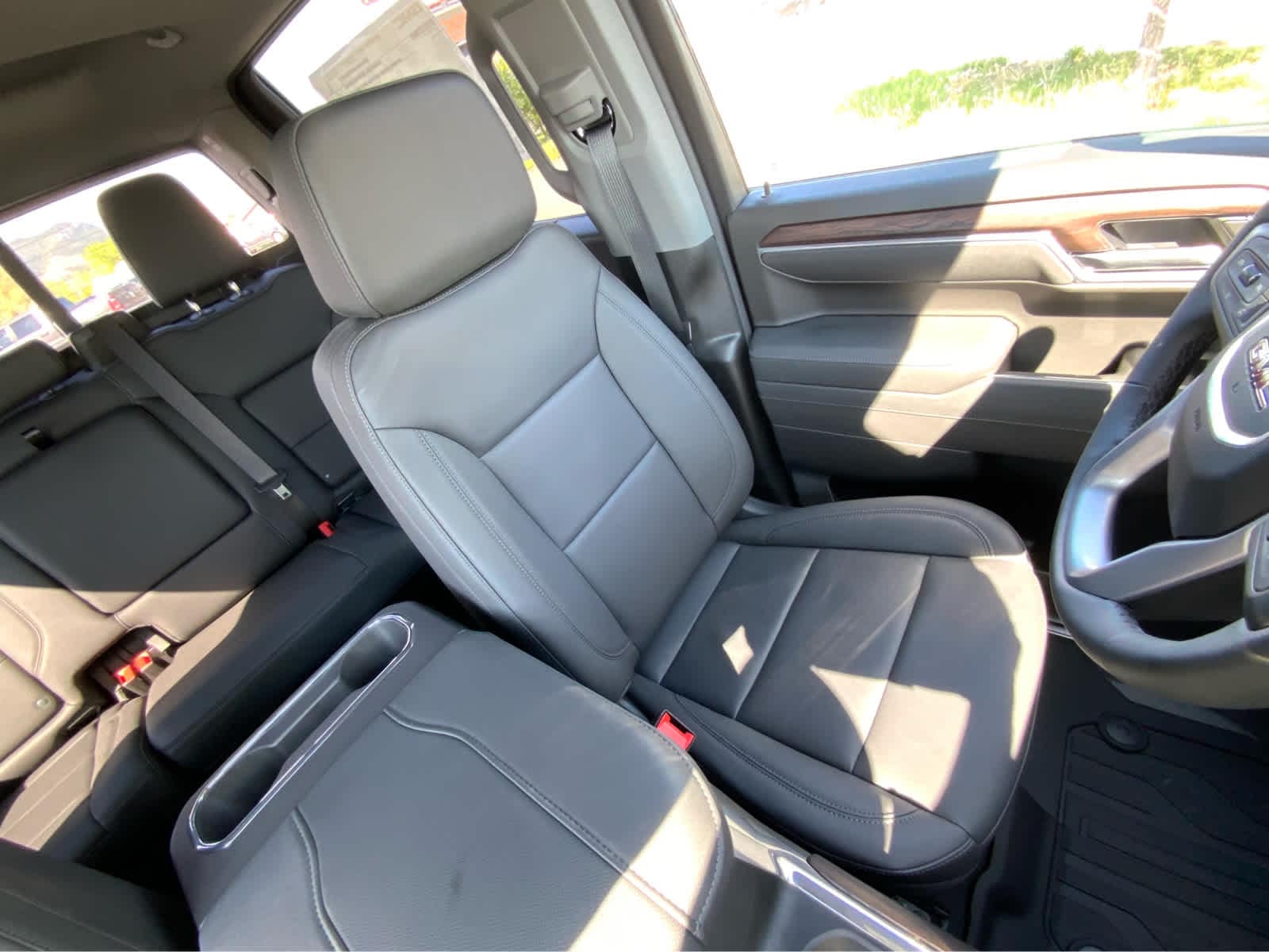 2025 GMC Sierra 1500 SLT 34