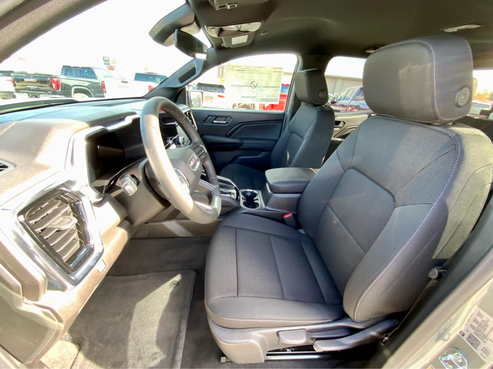 Thumbnail: 2026 GMC Canyon - 31