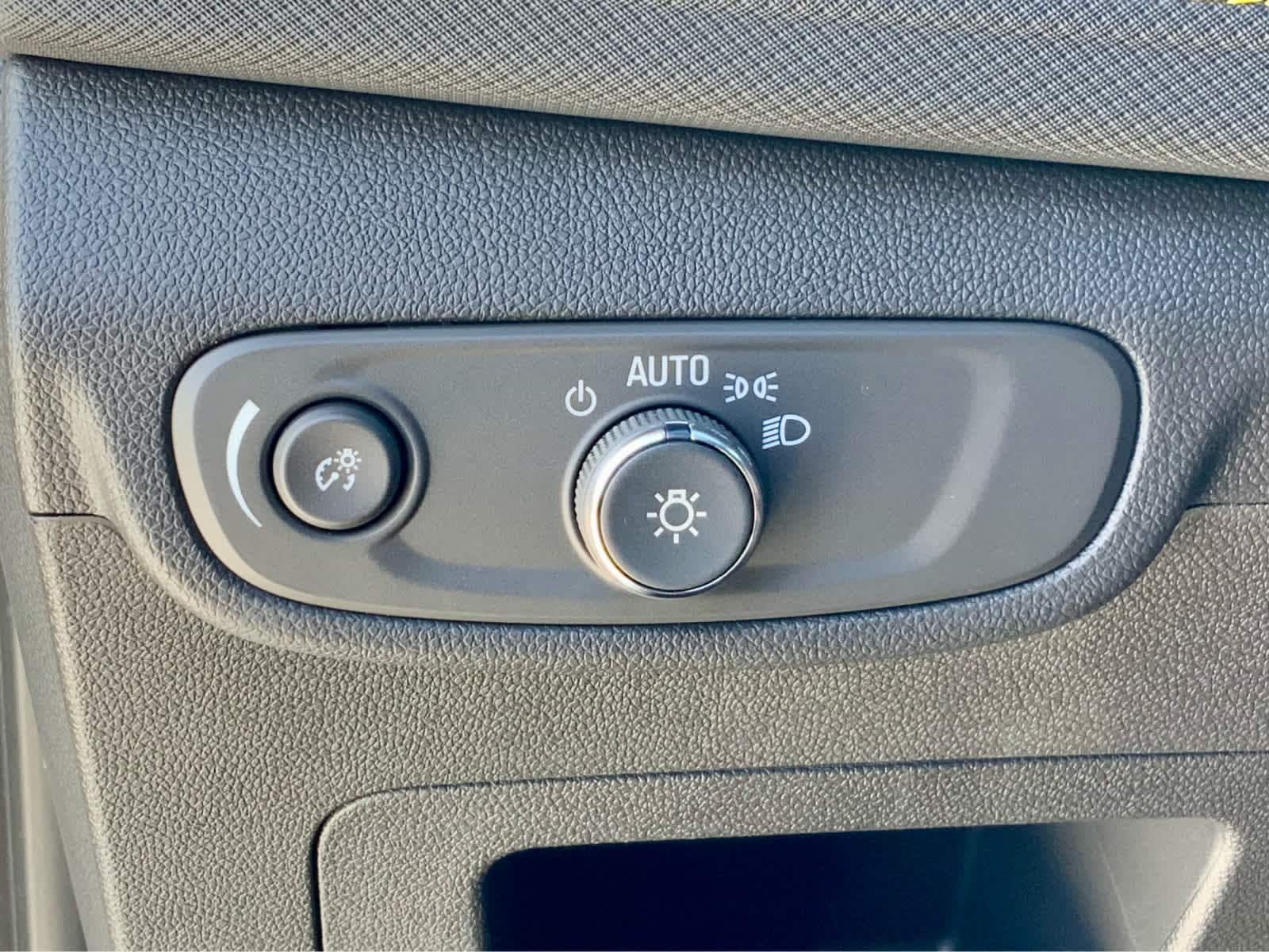 Thumbnail: 2026 Chevrolet TrailBlazer - 43