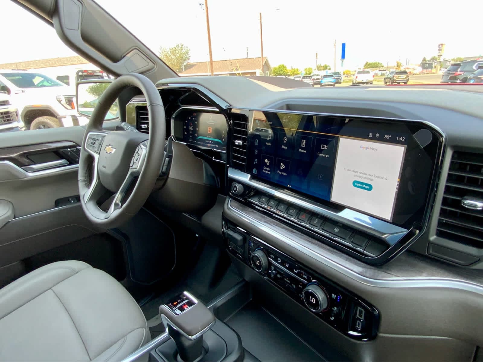 Thumbnail: 2026 Chevrolet Silverado 1500 - 46