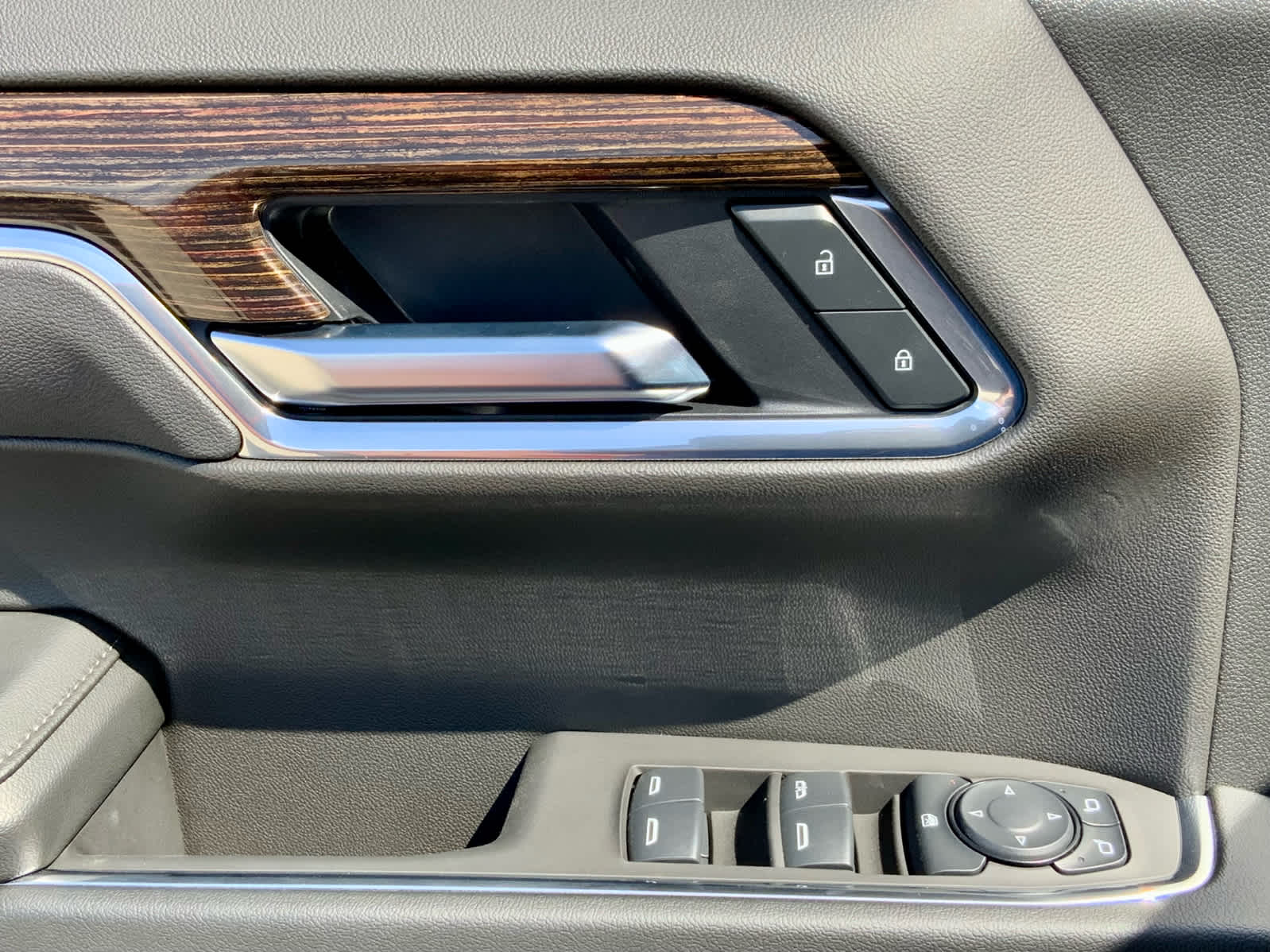 Thumbnail: 2025 GMC Sierra 1500 - 44