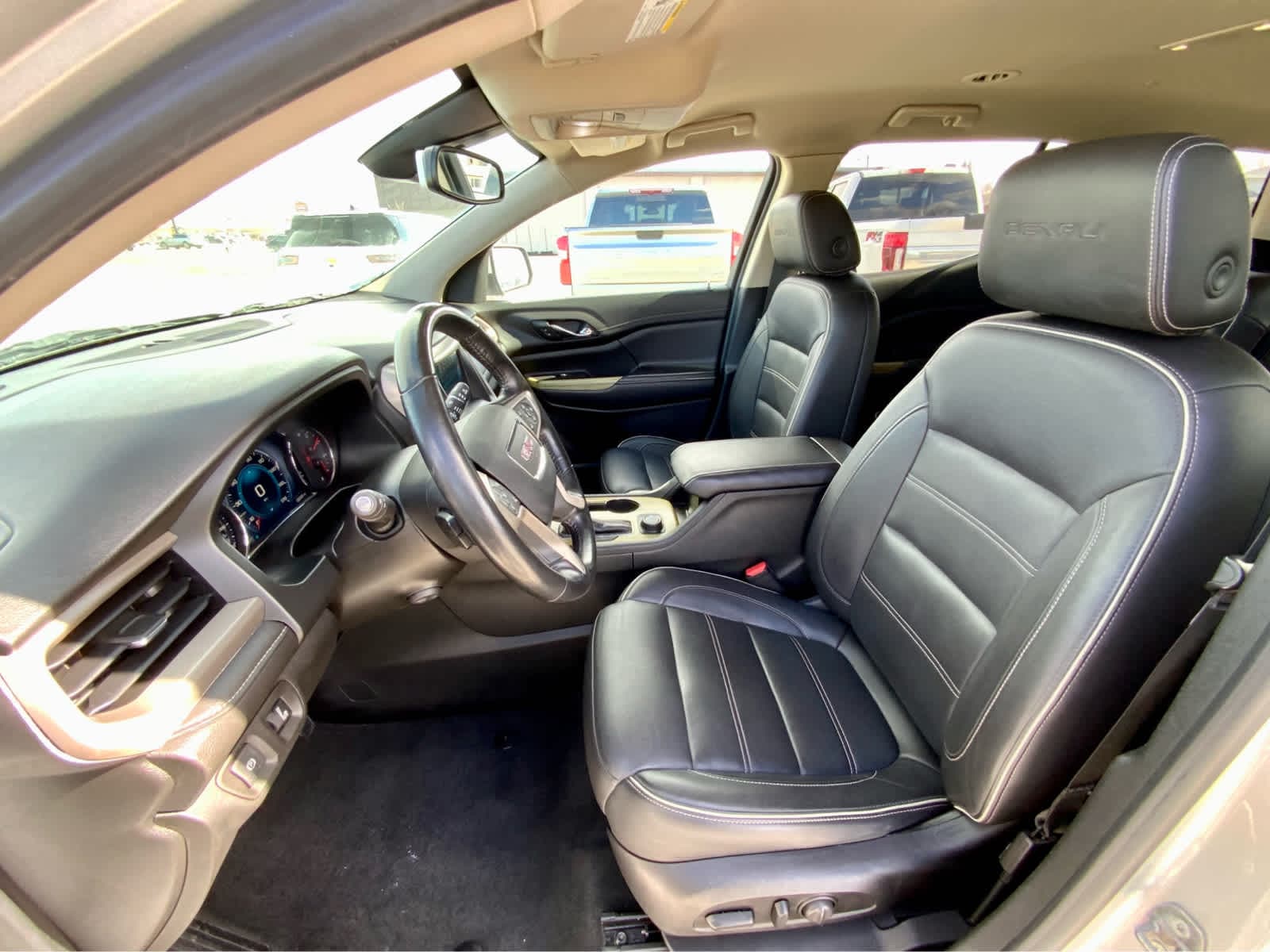 Thumbnail: 2019 GMC Acadia - 21