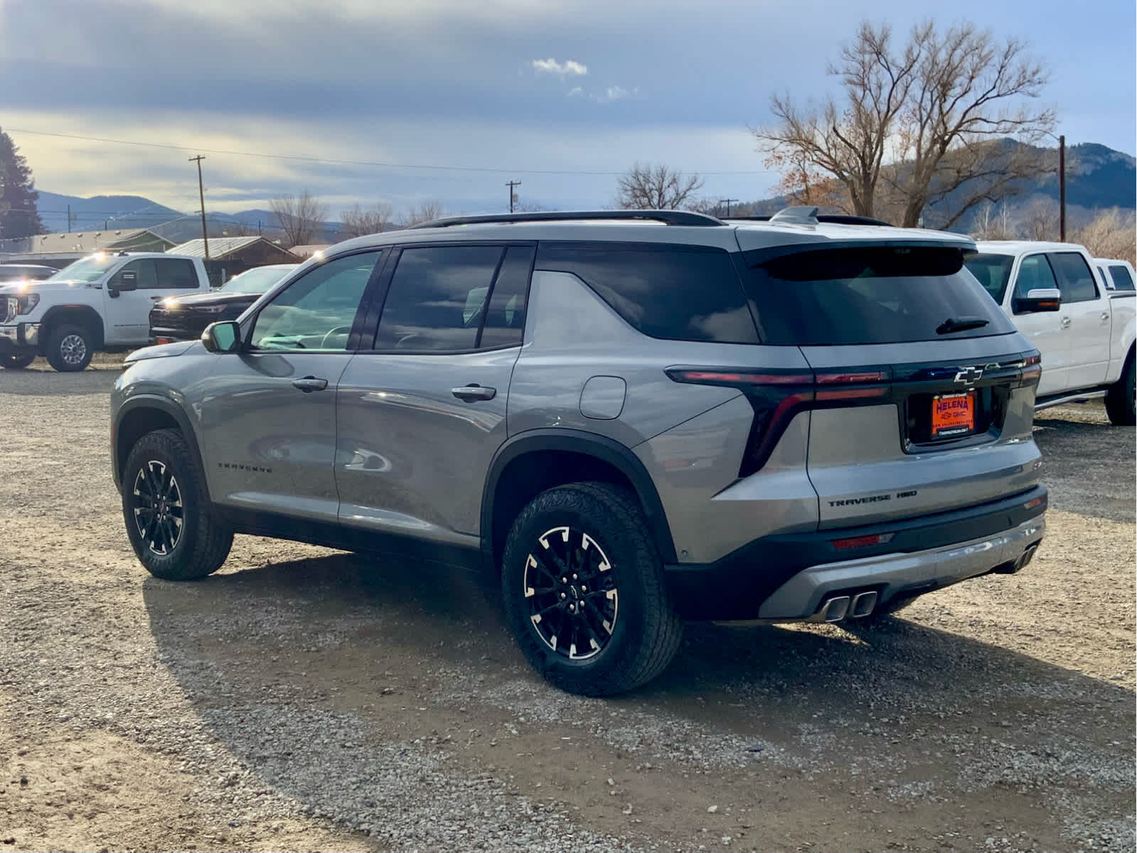 2026 Chevrolet Traverse Z71 photo 3