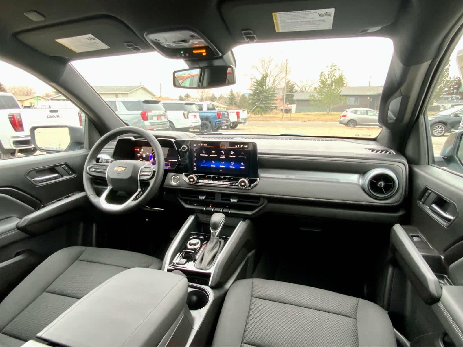 Thumbnail: 2026 Chevrolet Colorado - 34