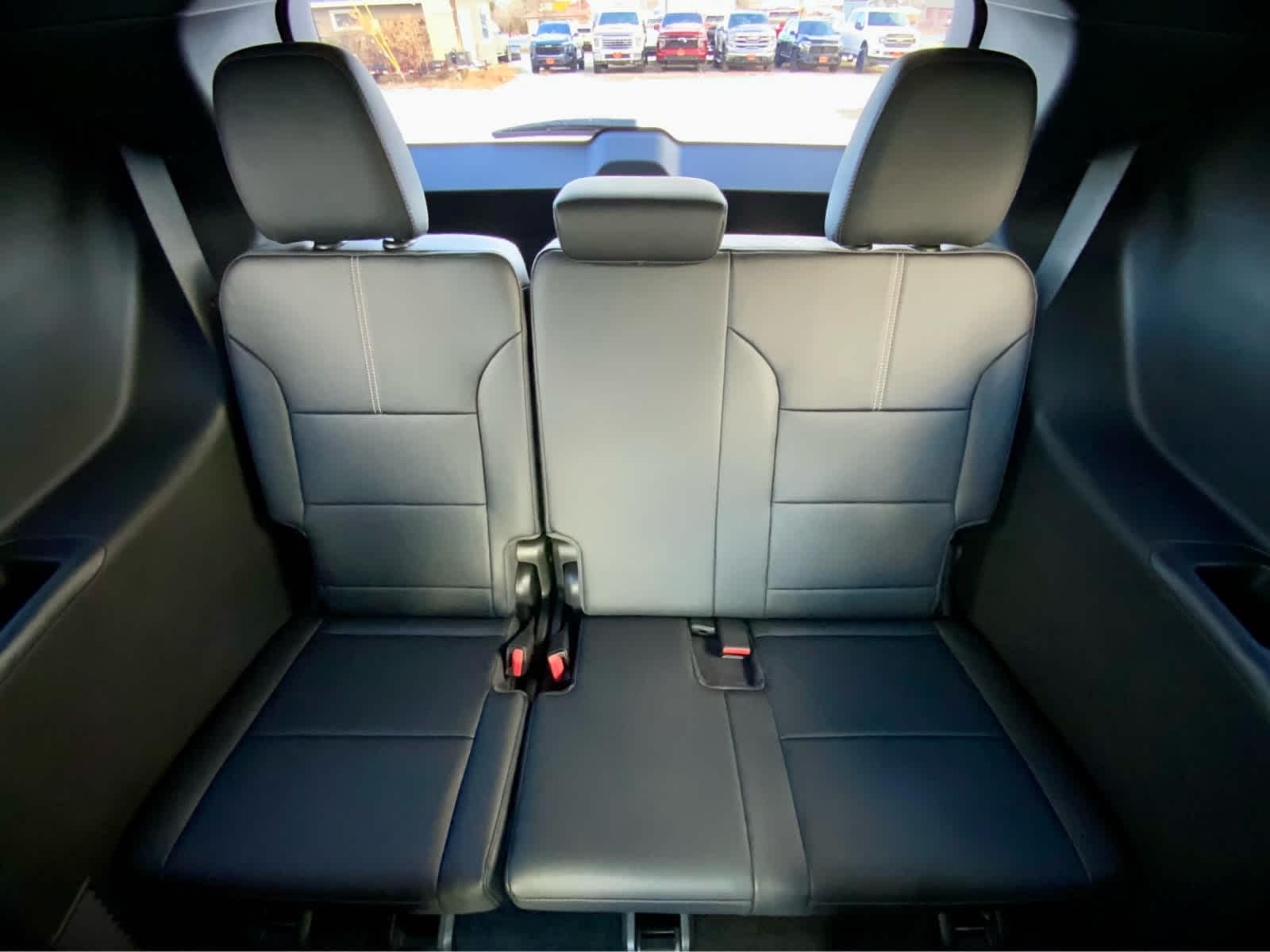 Thumbnail: 2026 GMC Acadia - 31