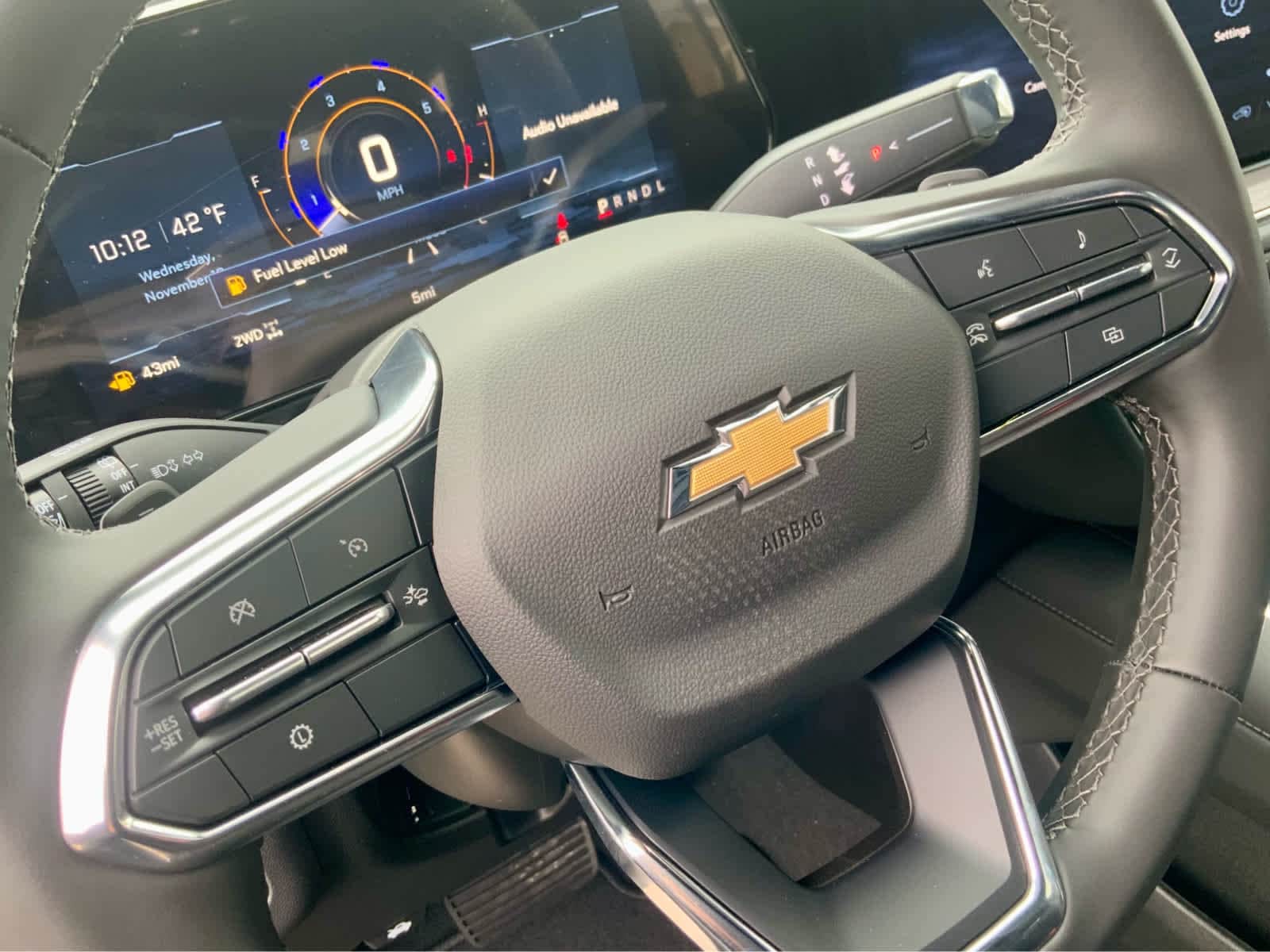 Thumbnail: 2026 Chevrolet Suburban - 40