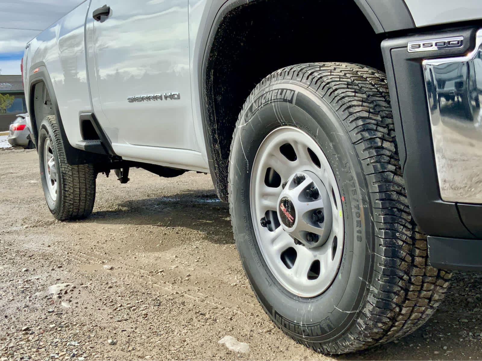 Thumbnail: 2026 GMC Sierra 3500 - 17