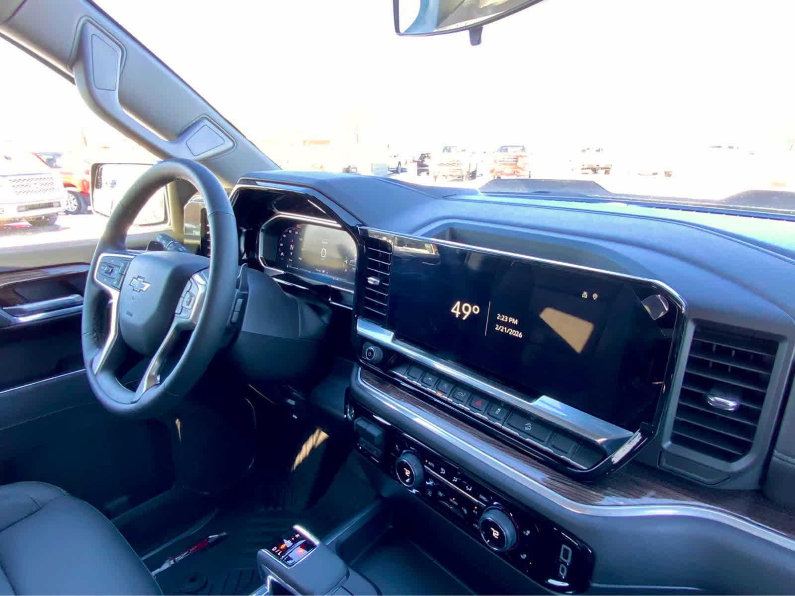 Thumbnail: 2026 Chevrolet Silverado 1500 - 42