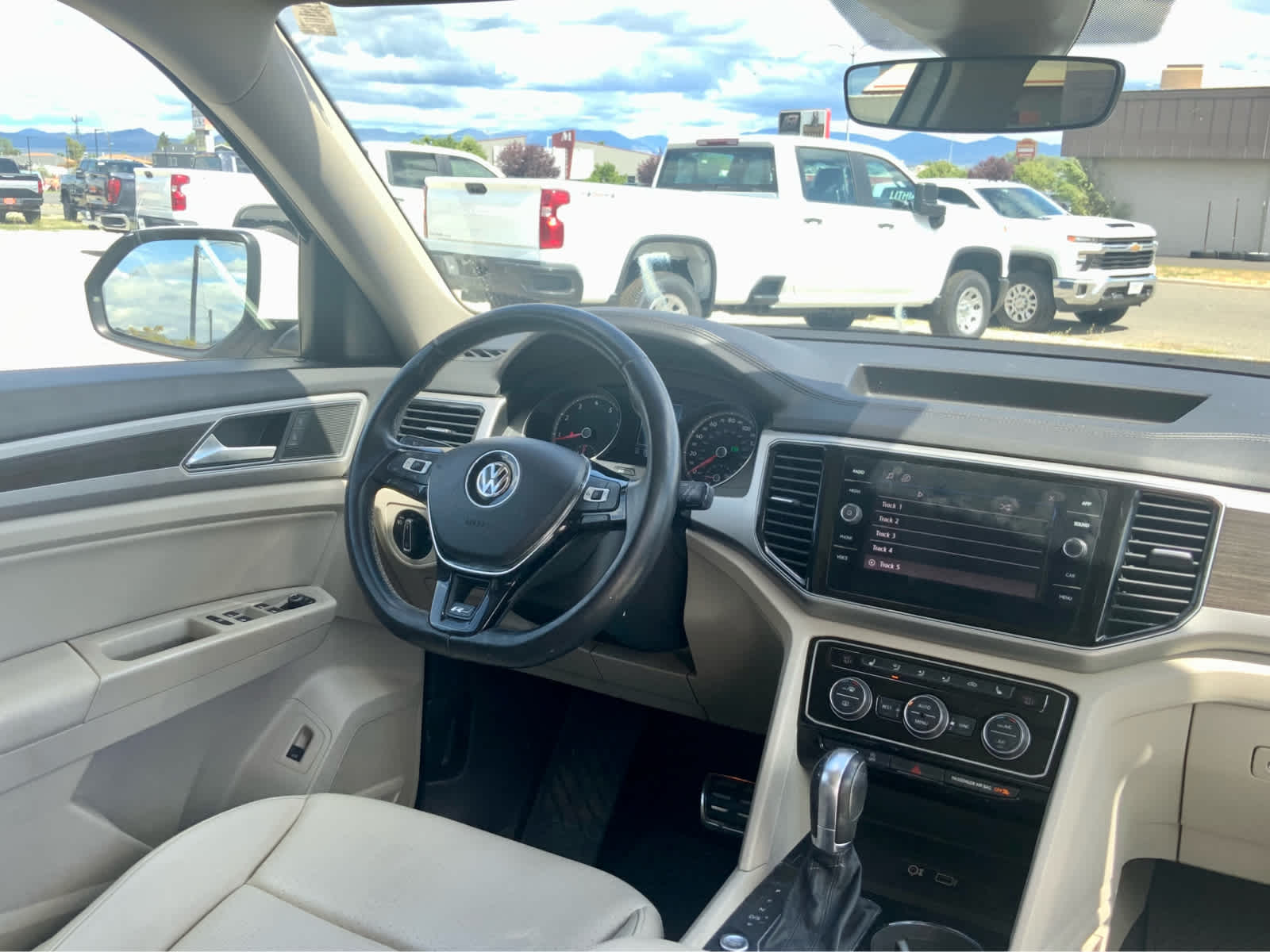 Thumbnail: 2018 Volkswagen Atlas - 39