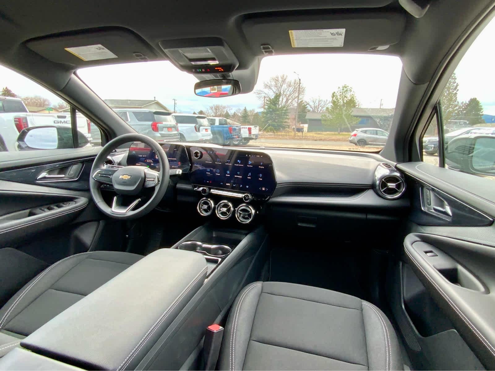 Thumbnail: 2026 Chevrolet Blazer EV - 30