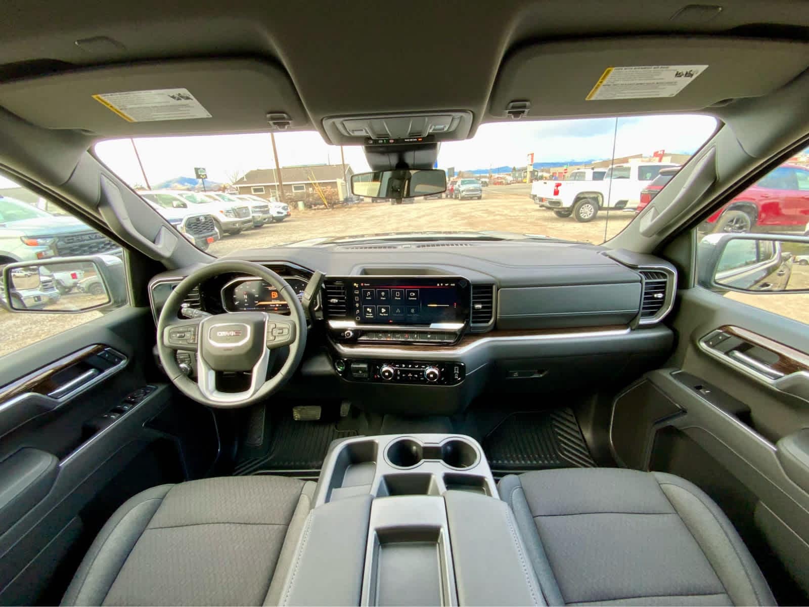 Thumbnail: 2026 GMC Sierra 1500 - 32