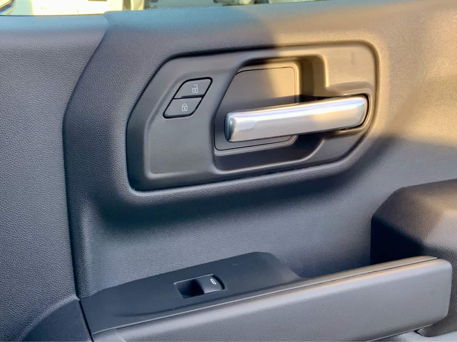 Thumbnail: 2026 Chevrolet Silverado 1500 - 43