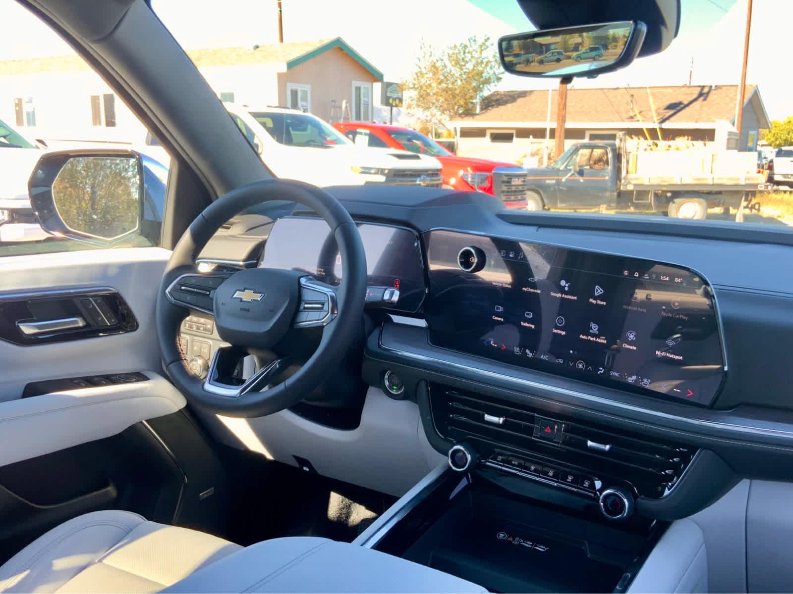 Thumbnail: 2026 Chevrolet Tahoe - 42