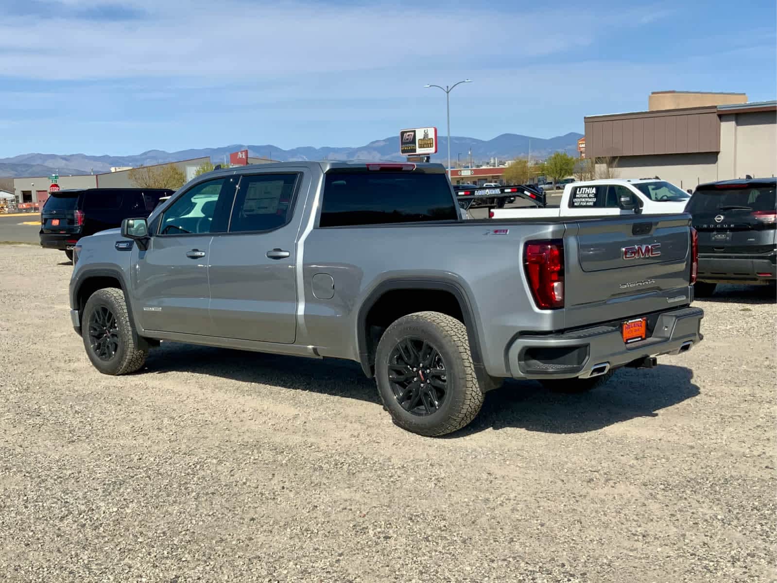 Thumbnail: 2026 GMC Sierra 1500 - 3