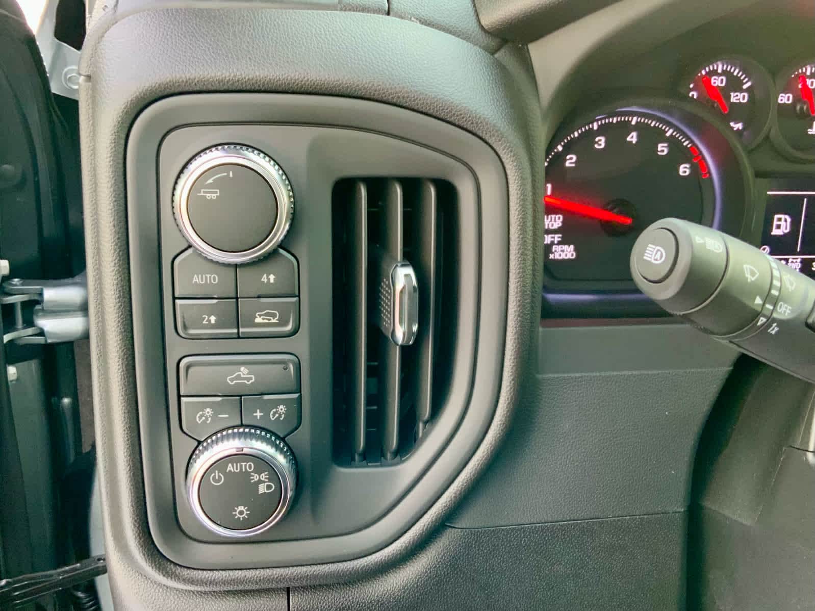 Thumbnail: 2026 GMC Sierra 1500 - 46