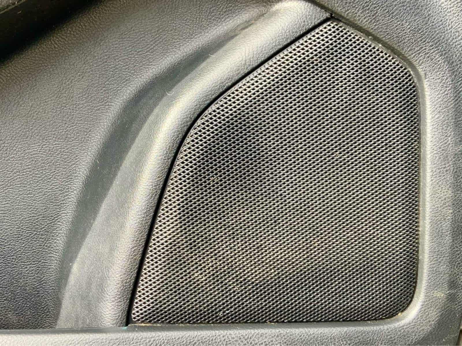 Thumbnail: 2015 Ford Edge - 45