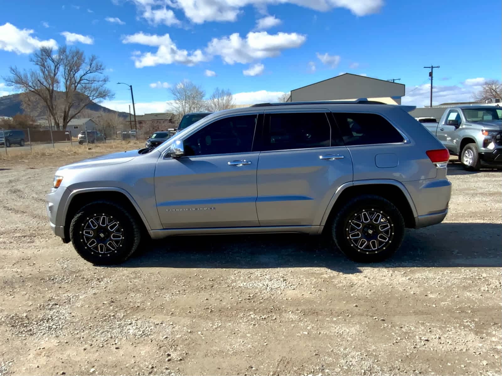 Thumbnail: 2015 Jeep Grand Cherokee - 2