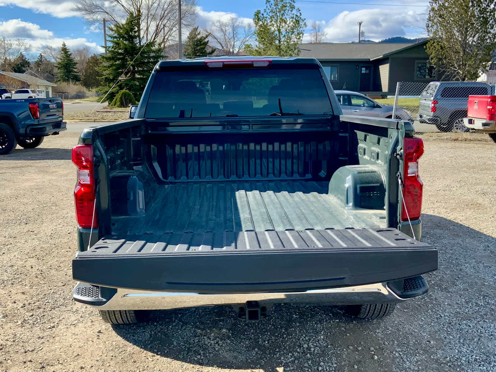Thumbnail: 2026 Chevrolet Silverado 1500 - 22