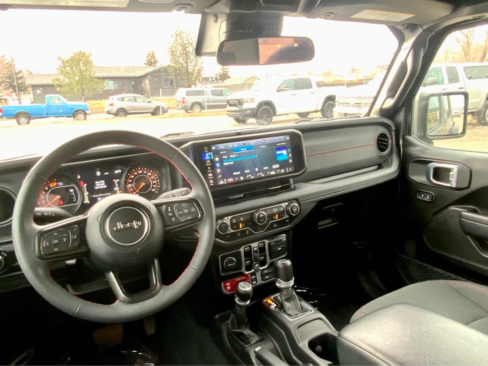 Thumbnail: 2024 Jeep Wrangler - 32