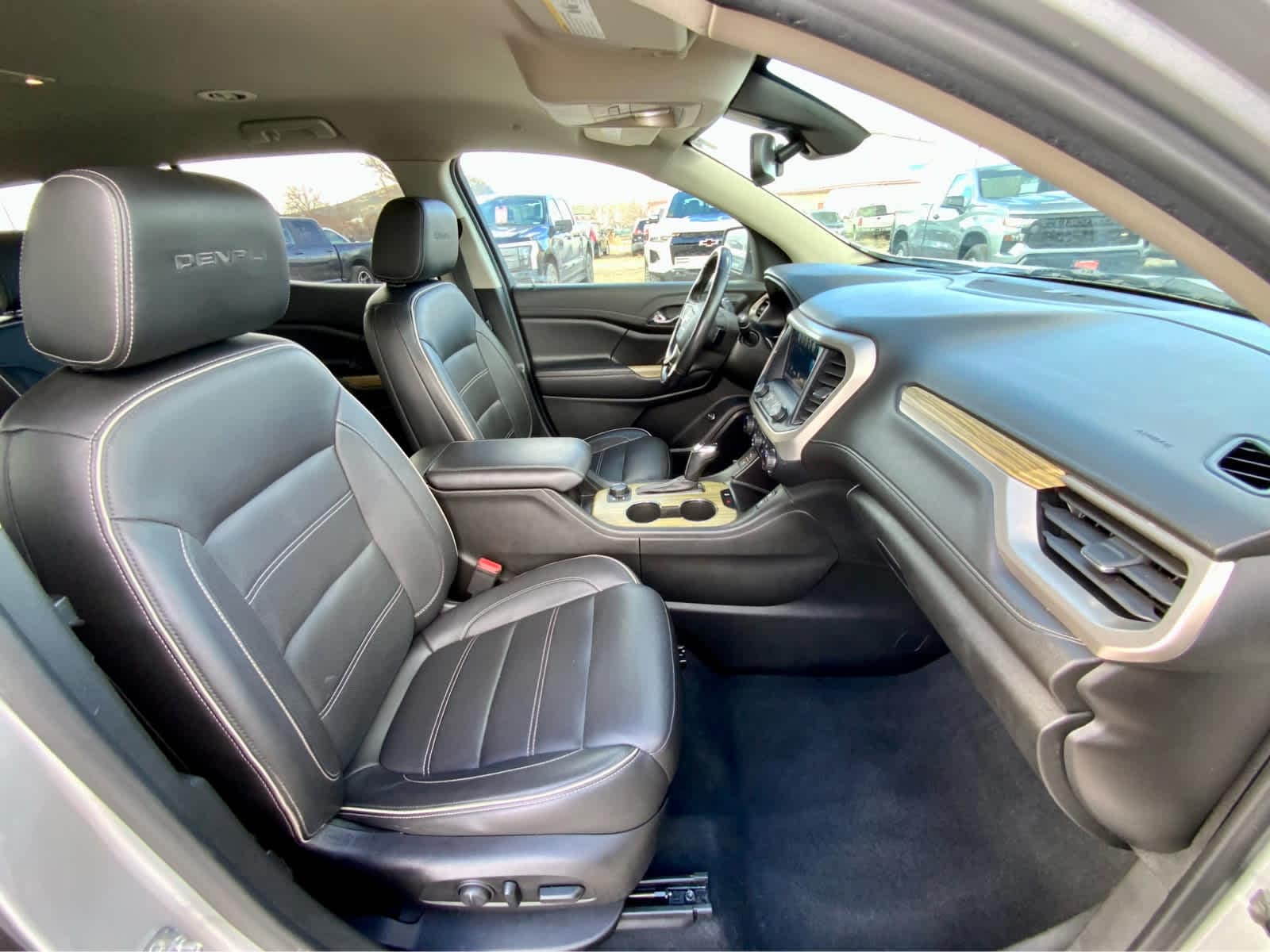 Thumbnail: 2019 GMC Acadia - 22