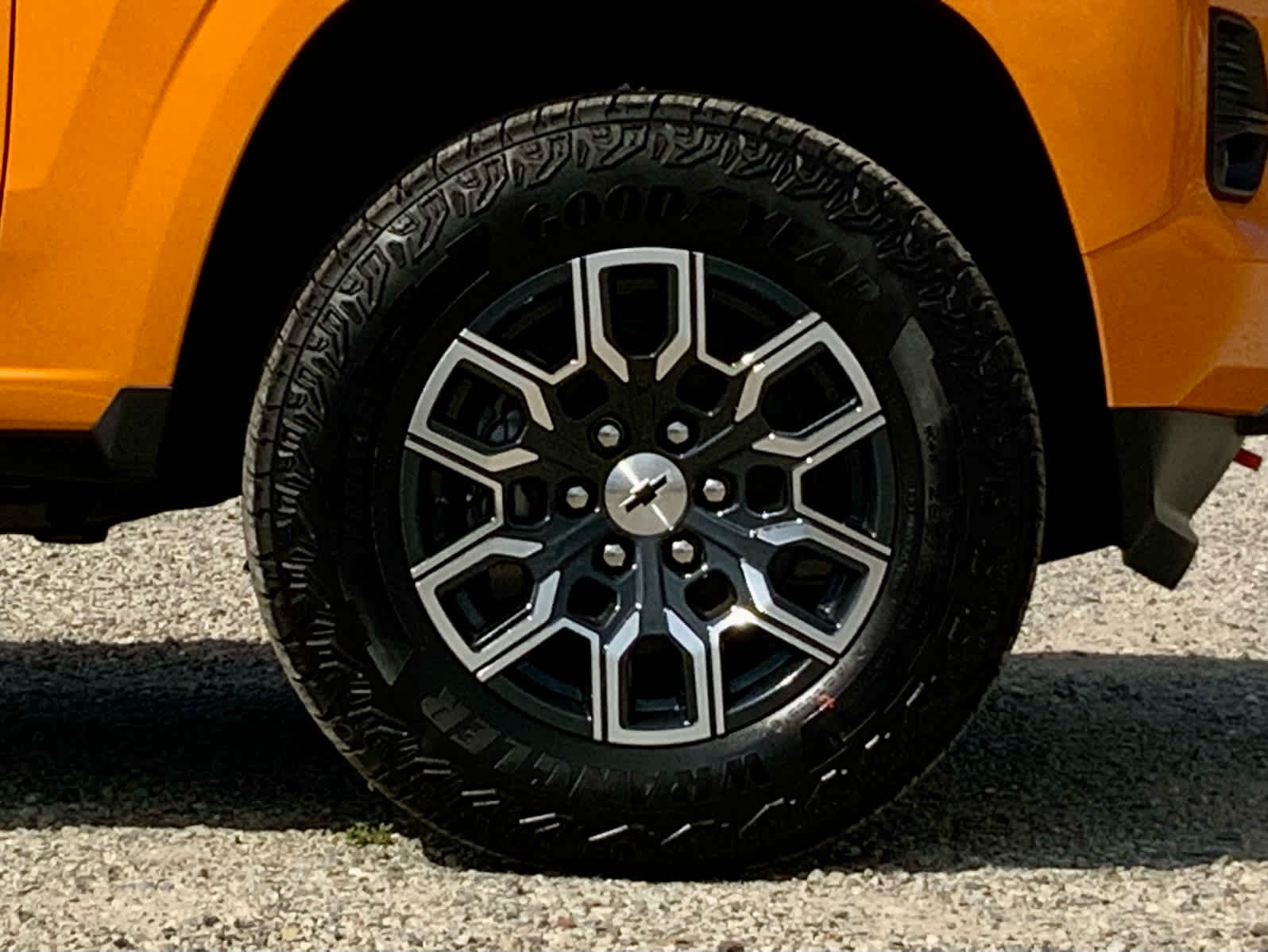 Thumbnail: 2026 Chevrolet Colorado - 20