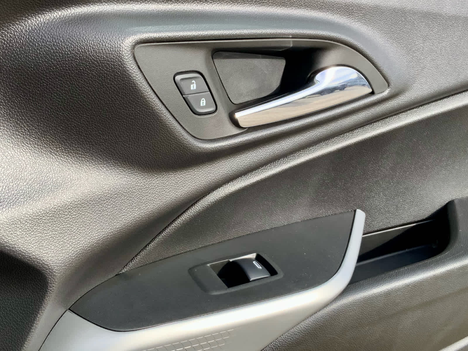 Thumbnail: 2025 Chevrolet Trax - 41