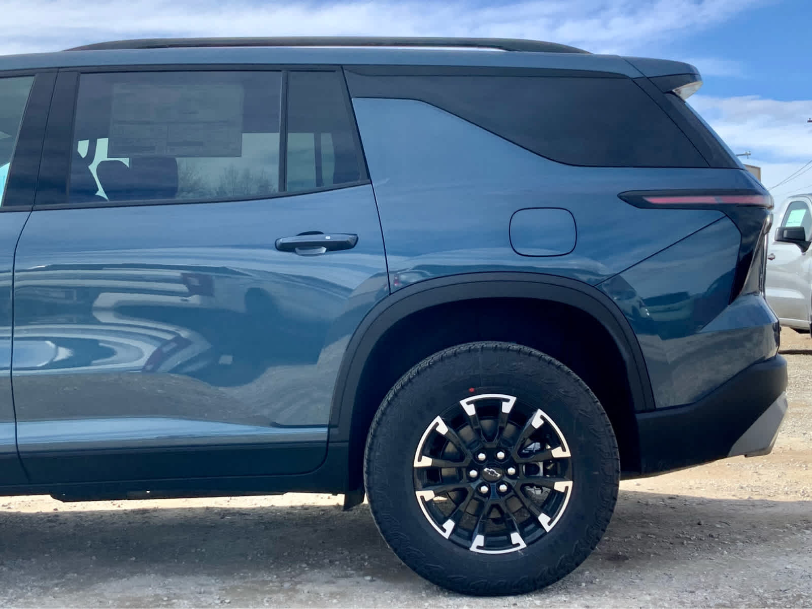 Thumbnail: 2026 Chevrolet Traverse - 11