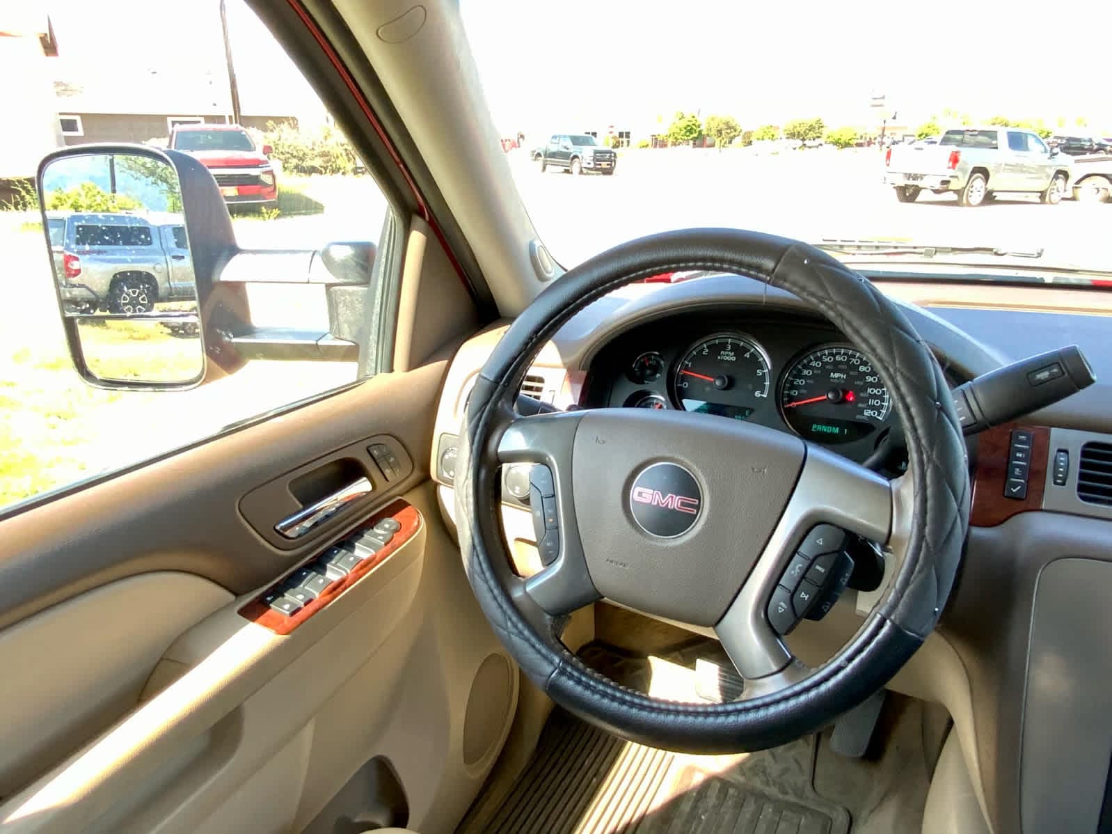 Thumbnail: 2011 GMC Sierra 2500 - 34