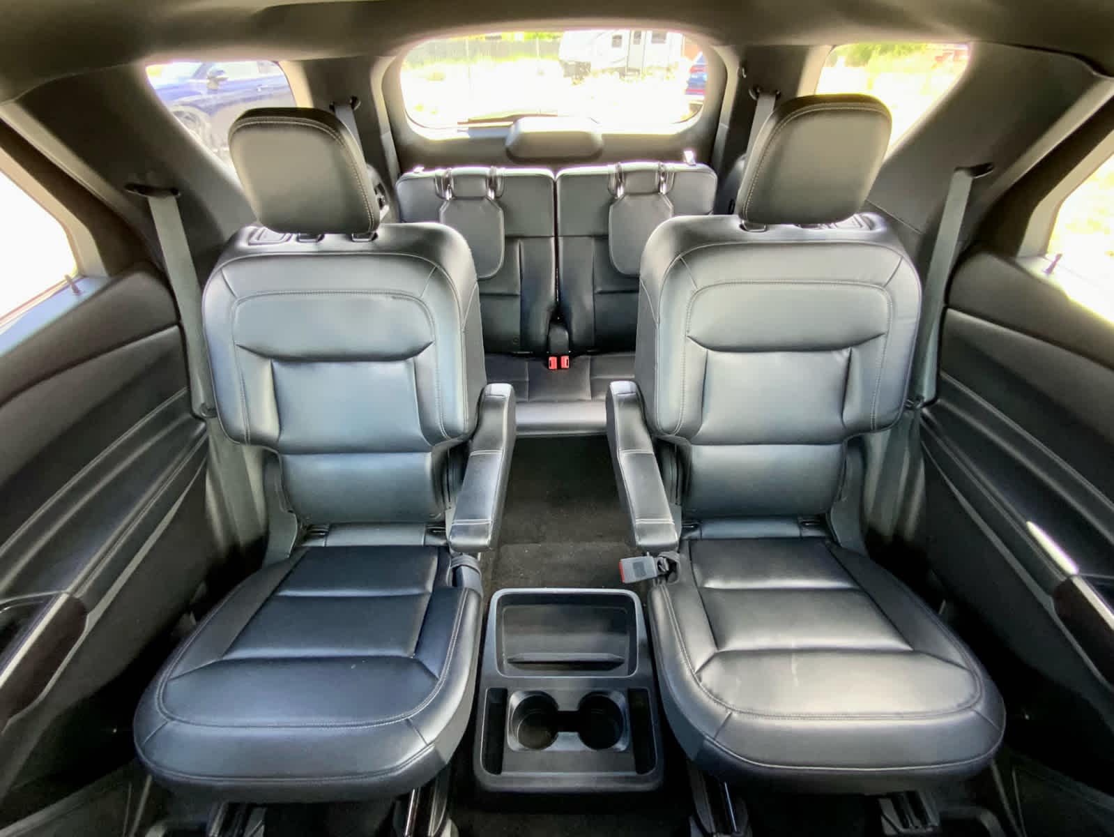 Thumbnail: 2020 Ford Explorer - 34