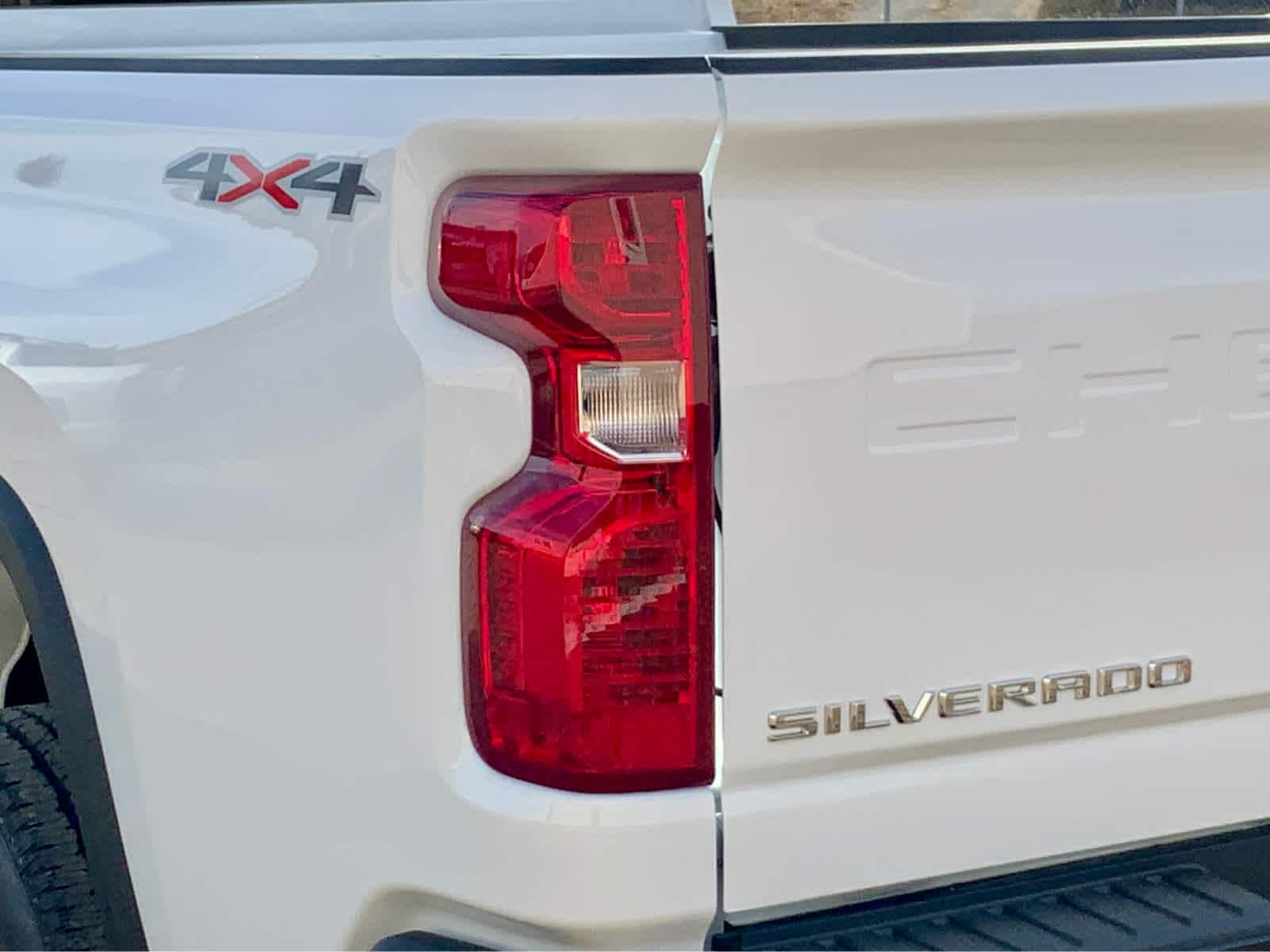 Thumbnail: 2026 Chevrolet Silverado 2500 - 17