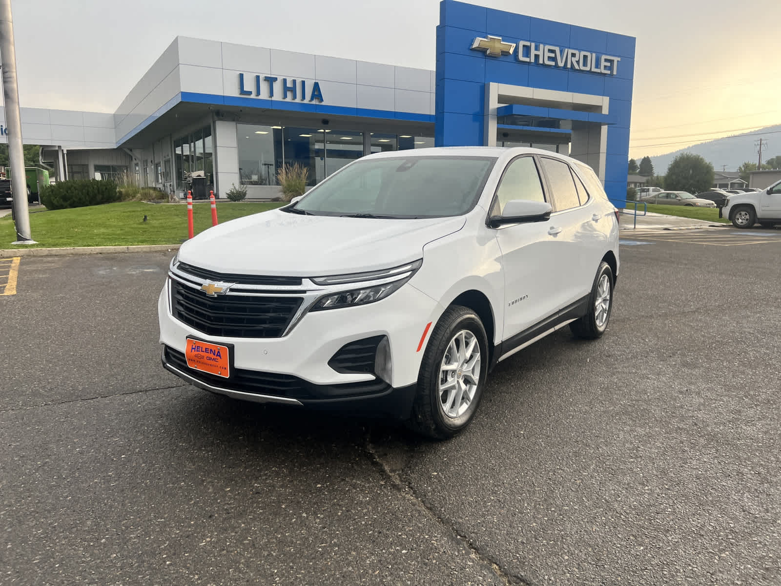 2024 Chevrolet Equinox LT Hero Image