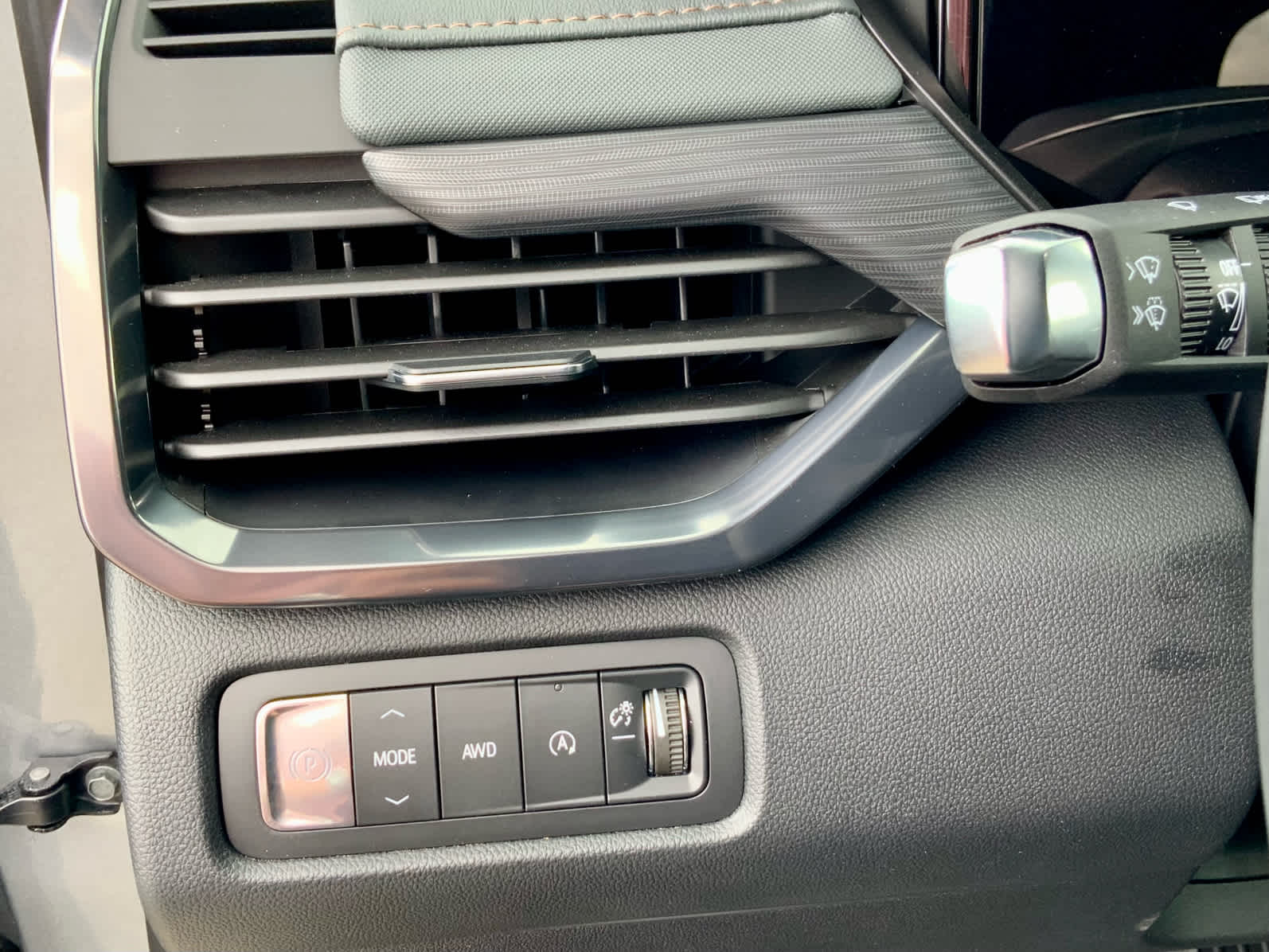 Thumbnail: 2026 GMC Acadia - 45